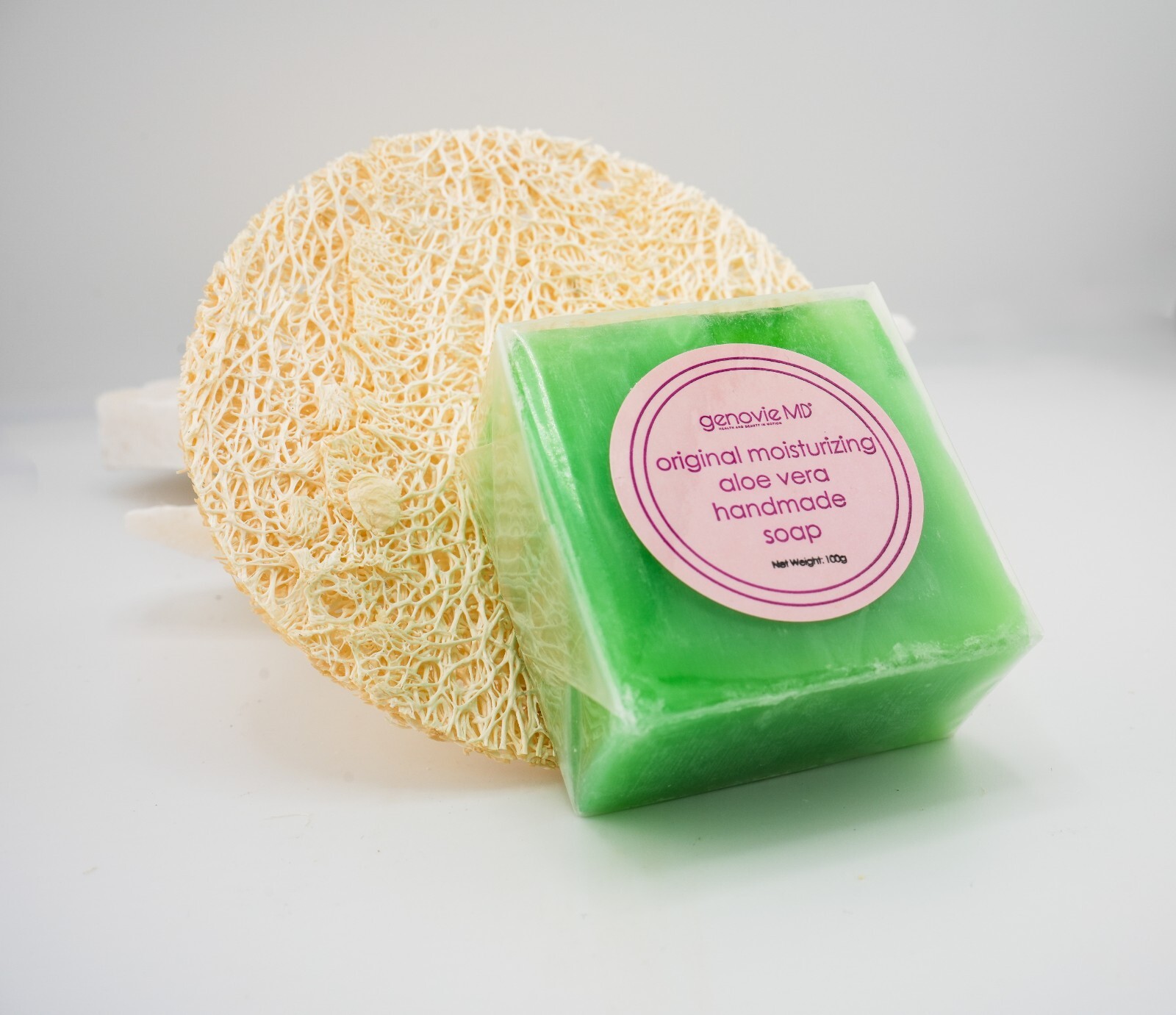 Moisturizing Aloe Vera Soap Bar 100g Handmade with Vitamins Sun-Damaged SkinCare