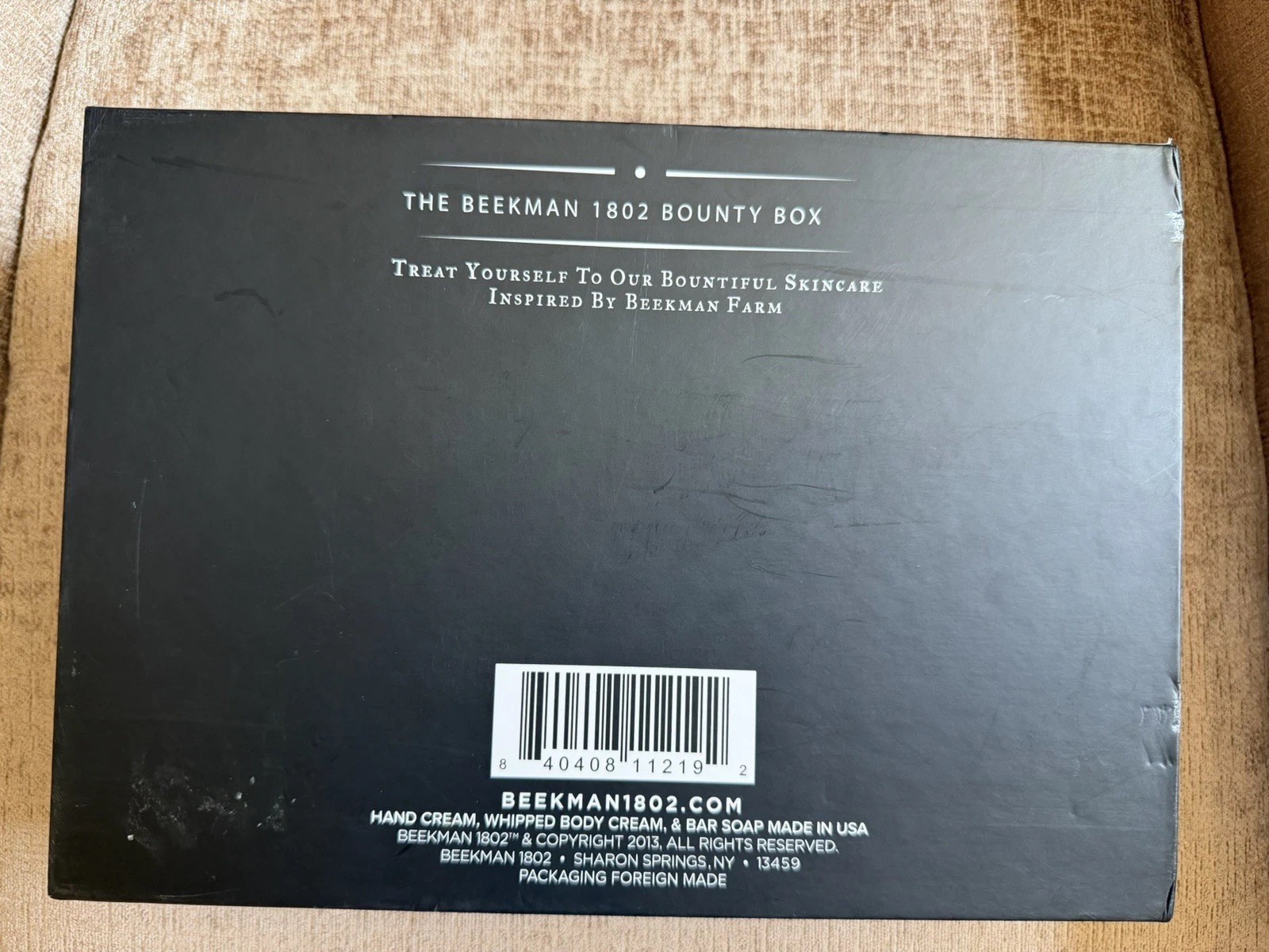 The William Beekman 1802 Bounty Box Goat Soap Lotions Cremes Skincare Gift Set