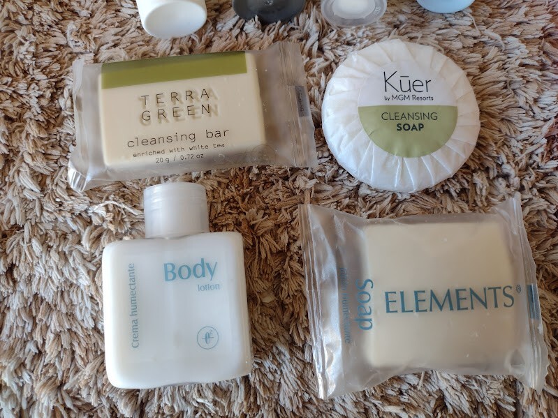 Travel Size Hotel Toiletries Lot 15 Shampoo Conditioner Soap Lotion Mixed Brands