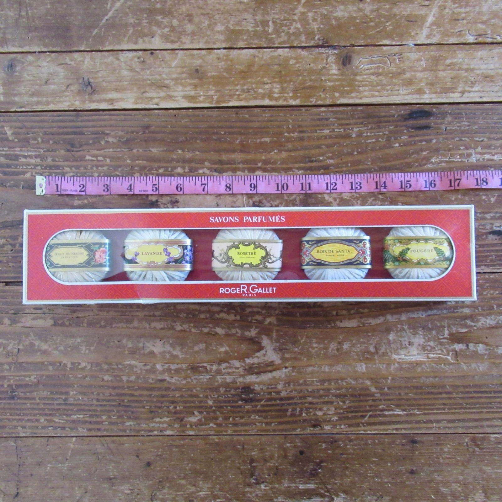 Vintage Soaps Roger Gallet Paris Savons Parfumés 3 oz Assorted Set of 5 with Box