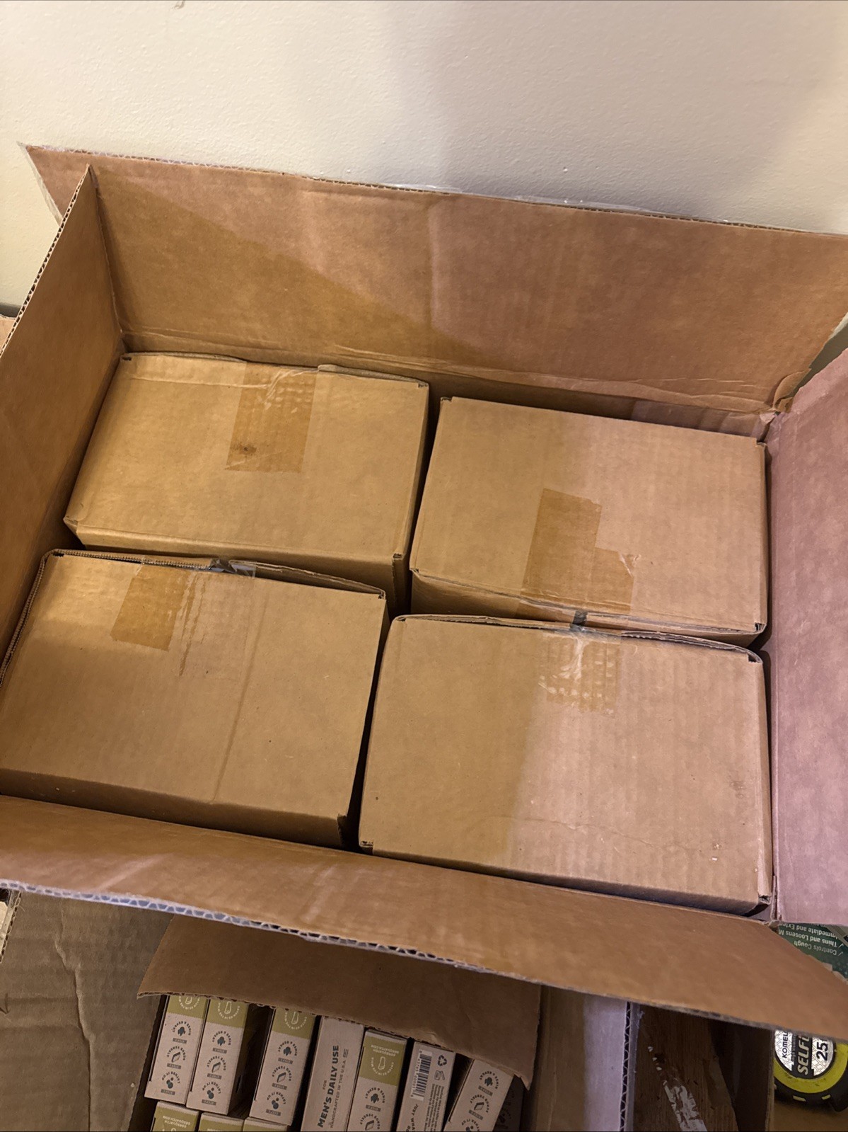 Dr Squatch Gold Moss Soap -Lot of 100 Bars