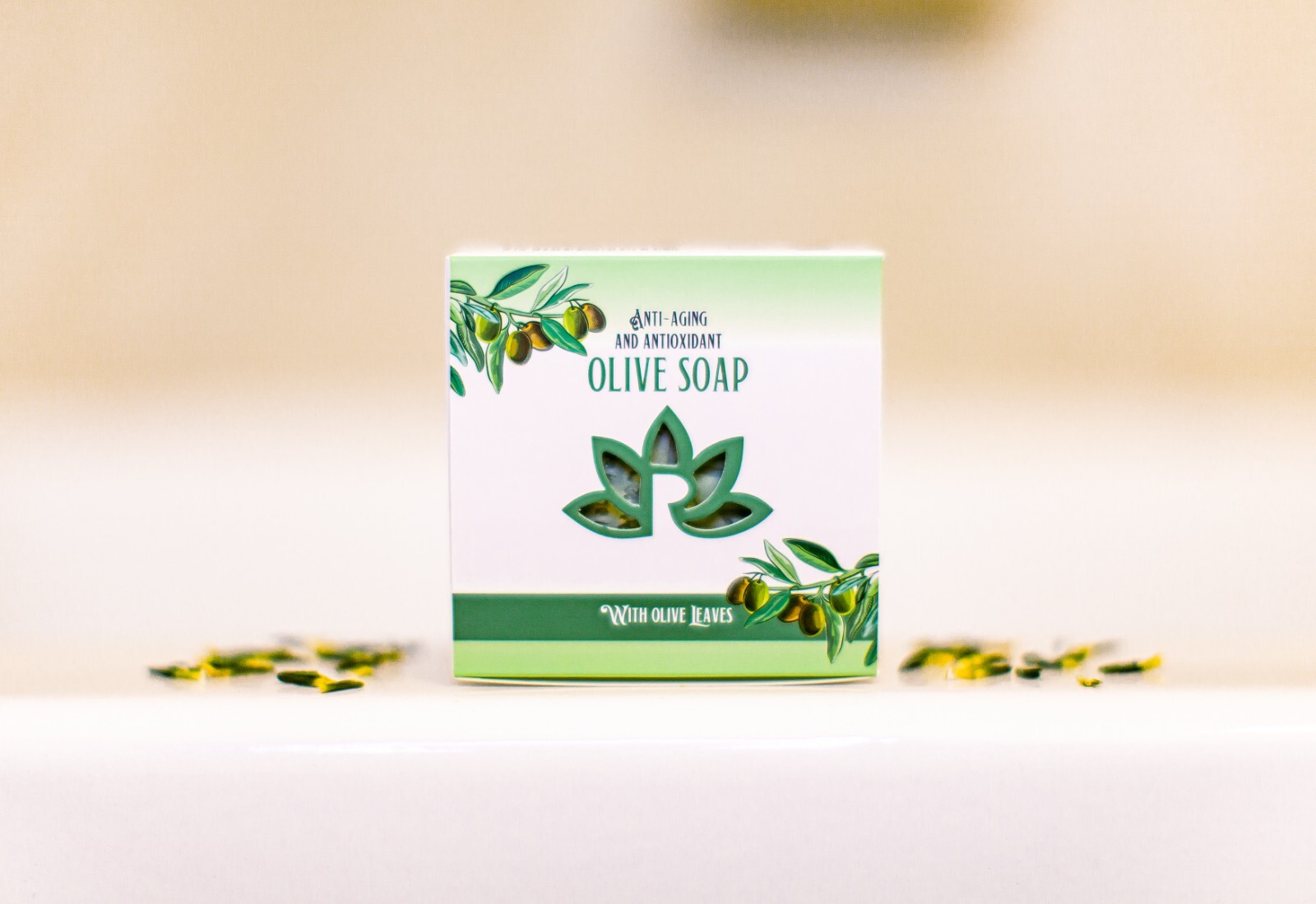Natural Cold Process Olive Oil Soap Bar with Organic Olive Oil and Olive Leaves