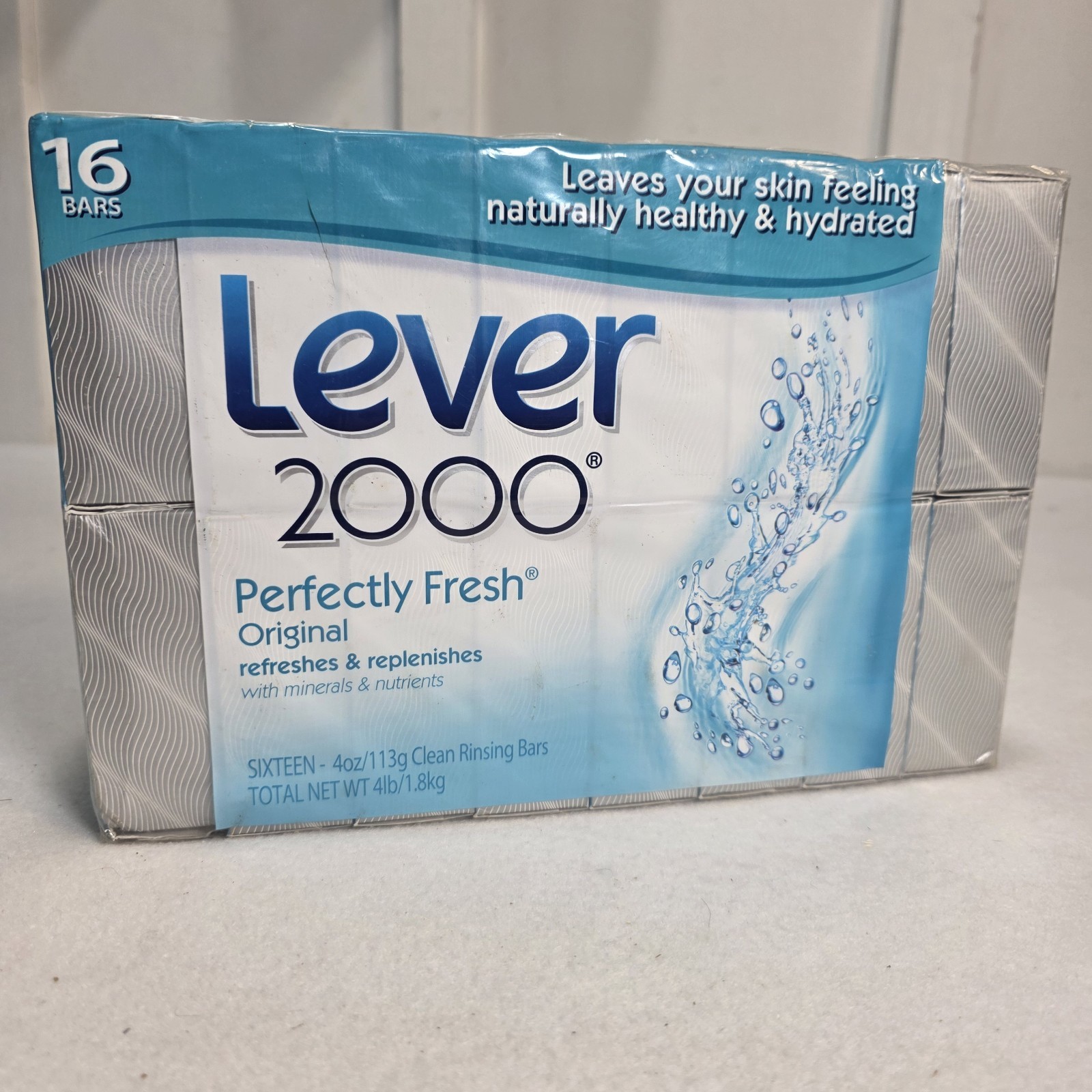 Lever 2000 Perfectly Fresh Original Bar Soap Boxed 4oz Sealed Lot of 16 Bars