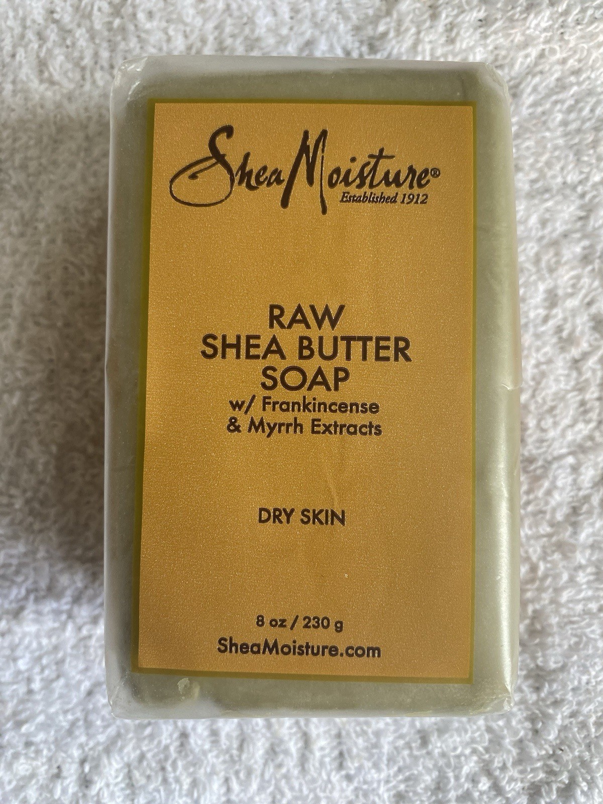 SHEA MOISTURE RAW SHEA BUTTER SOAP FOR DRY SKIN 8oz