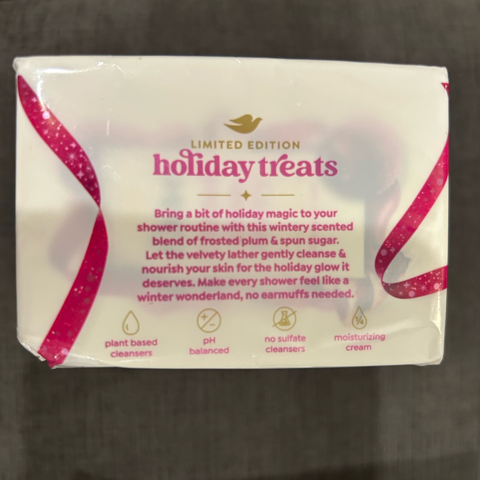 Dove Frosted Plum Berry Beauty Bar Soap 4 Pack Holiday Limited Edition Soap