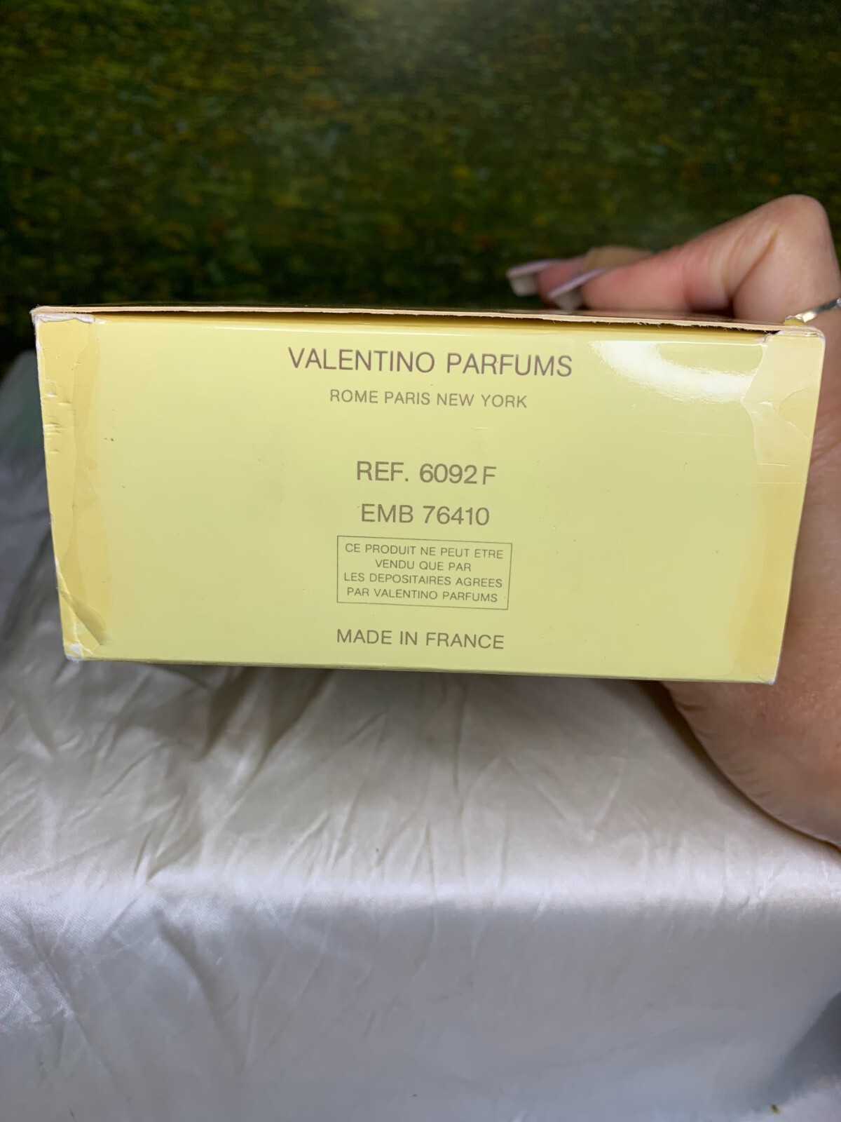 VALENTINO SATIN PERFUMED BODY GEL SEALED 200ML