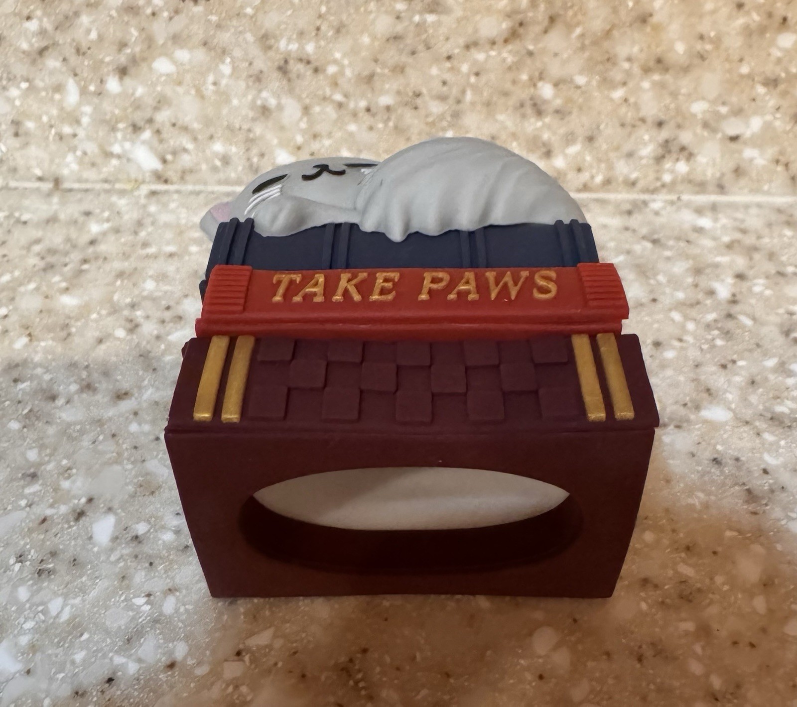 NEW Bath & and Body Works Take Paws Napping Kitty CAT on Books Pocket Gel Holder