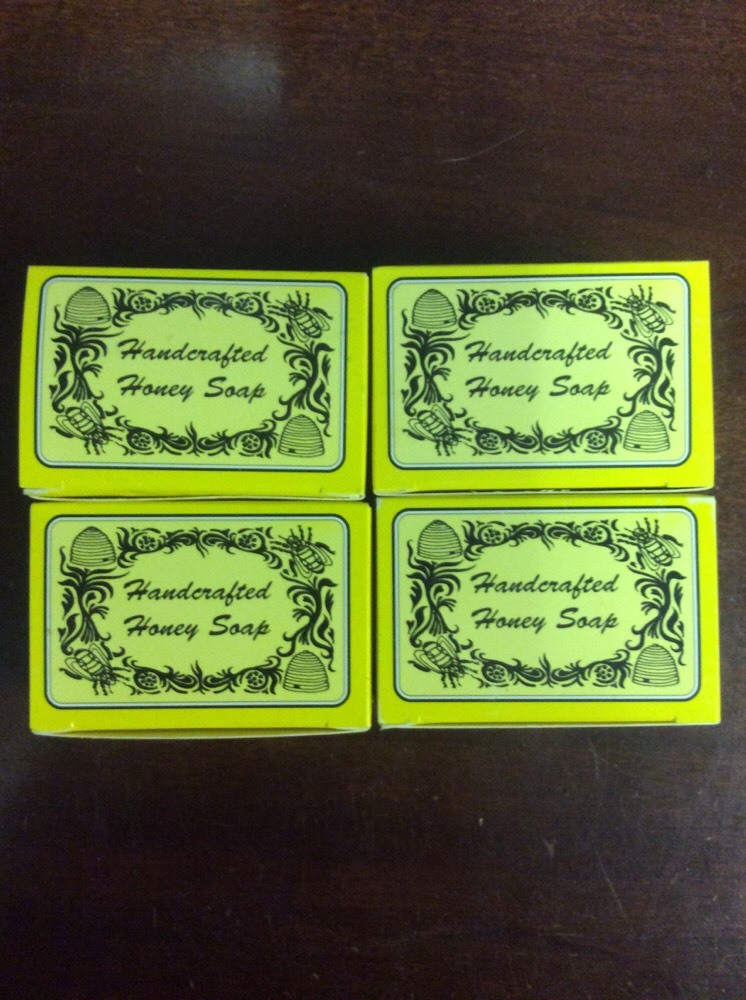 Cape Cod Cranberry Scent Handcrafted Honey Bar Soap 5 oz / 142 g