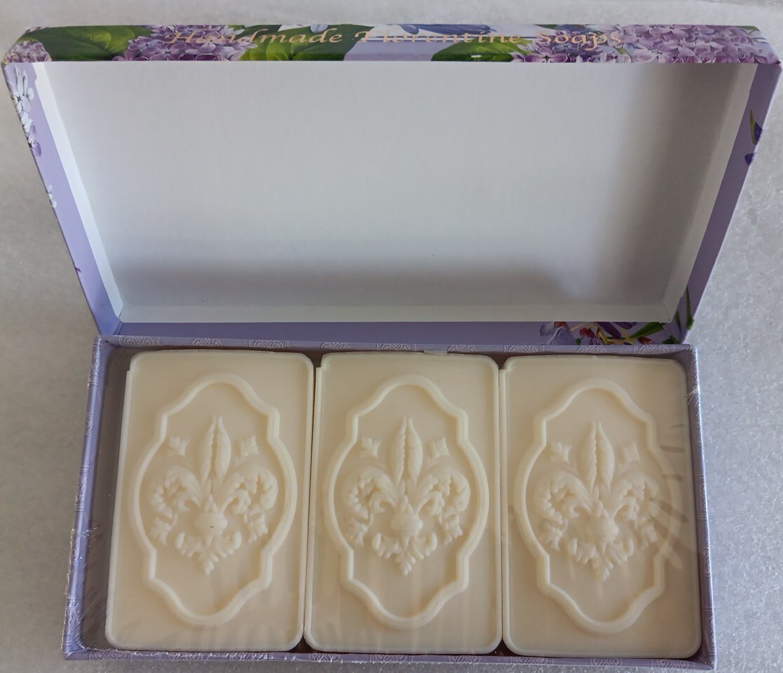 3 Handmade Italian Lilac & Lavender Soaps Saponificio Artigianale Fiorentino