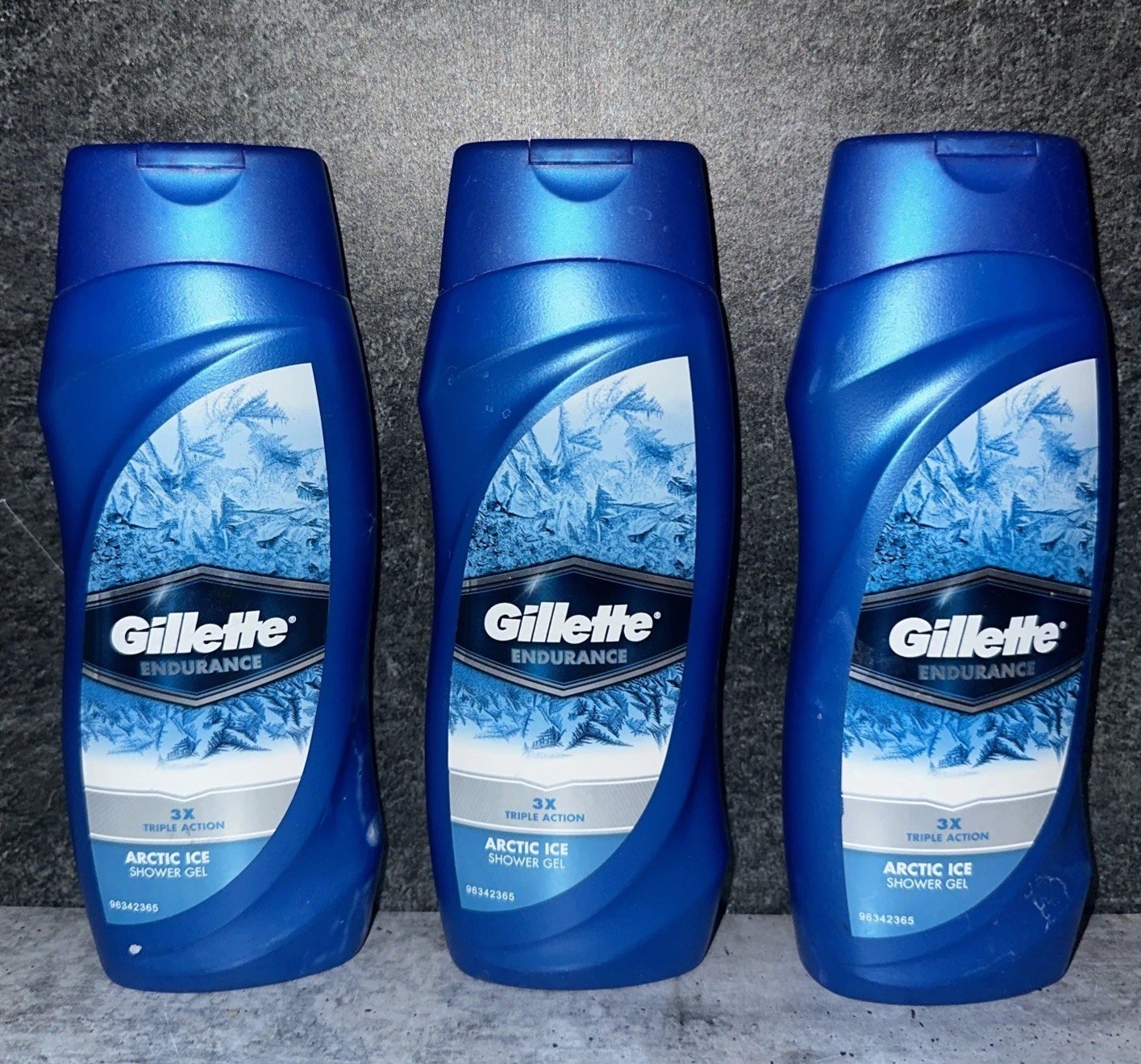 Gillette Endurance Arctic Ice Body Wash Shower Gel Sz 250 Ml 8.4oz Each