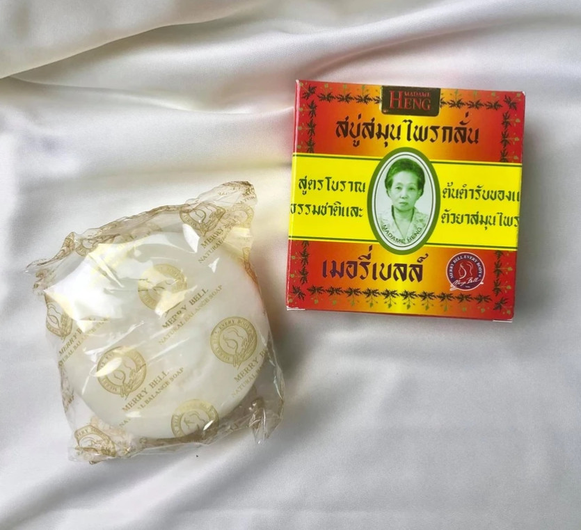 MADAME HENG ORIGINAL NATURA HERBAL SOAP REDUCE ACNE SPOT FRECKLES BLACKHEAD