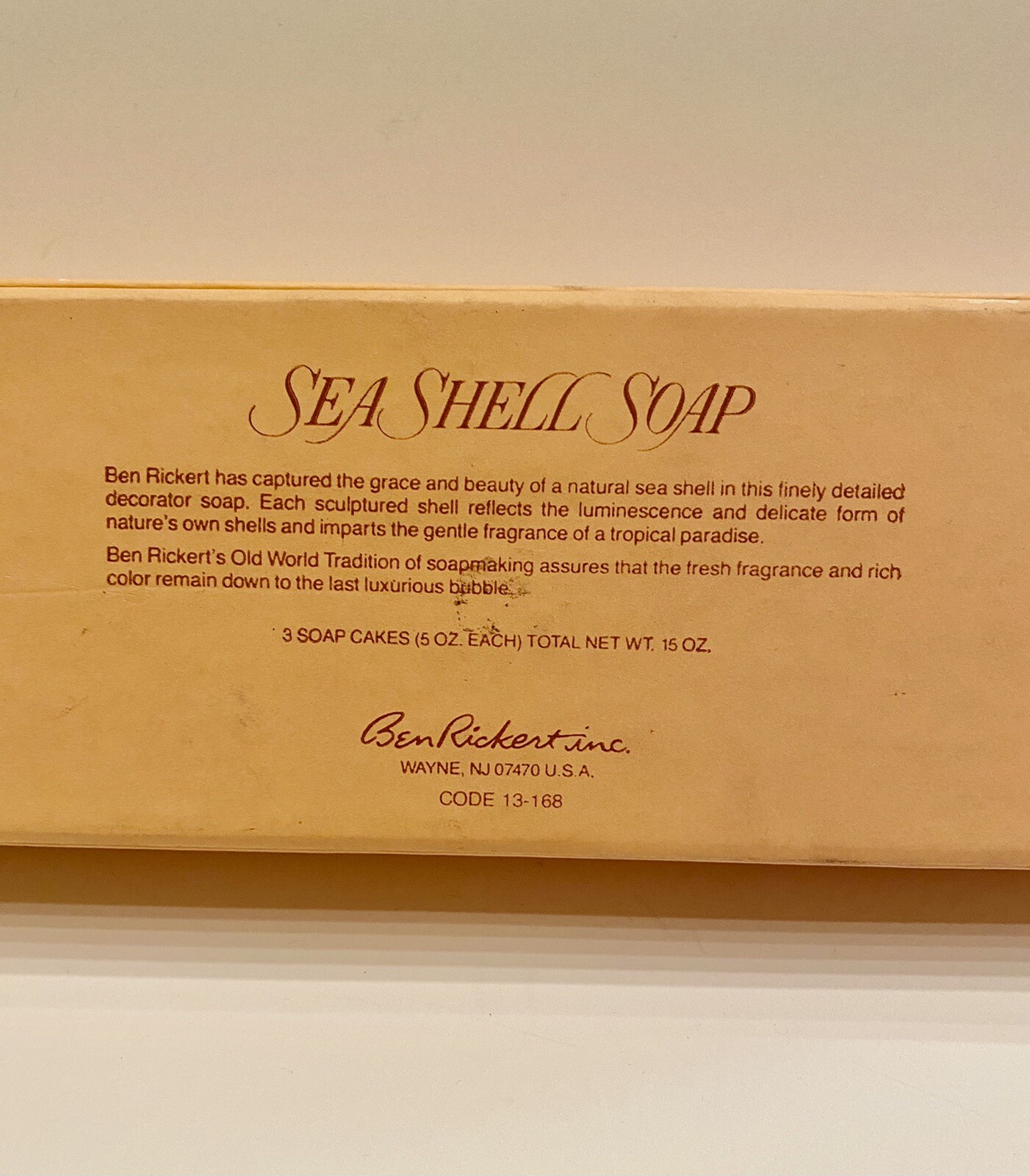 Vintage Box of 3 Large Pink SEASHELL SOAPS By Ben Rickert NIB