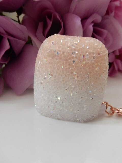 Bath & Body Works OMBRE PEACH BLING Pocket *Bac Holder Keychain Clip Case