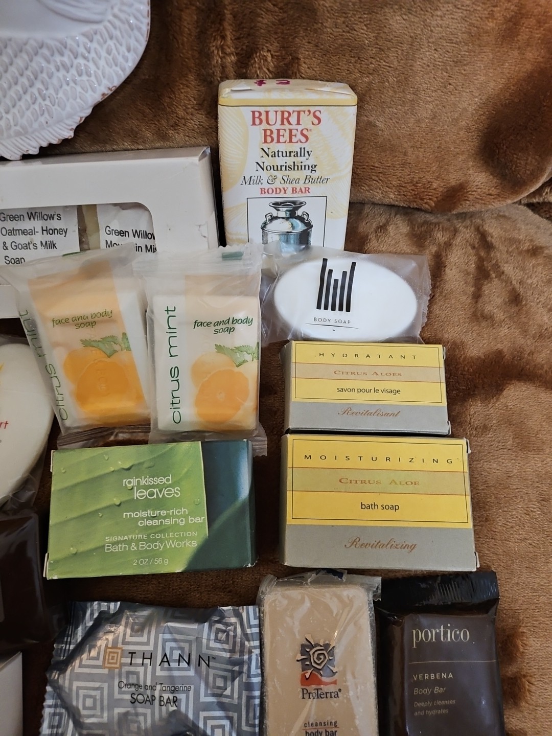 Luxury Soaps Lot Of 30 & Mud Pie Soap Dish Variety Set Of Soaps NEW
