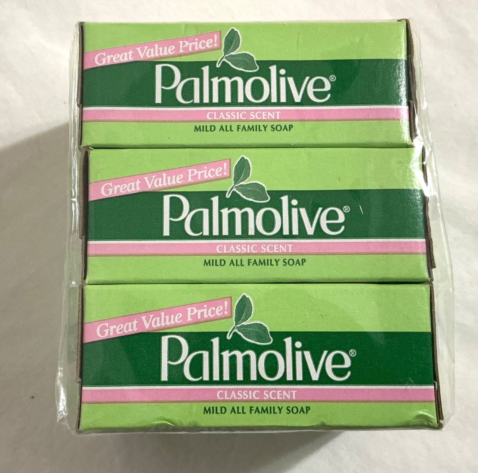 Palmolive Classic Scent Mild All Family Soap 3-Pack 3.2 Oz Bars, Sealed