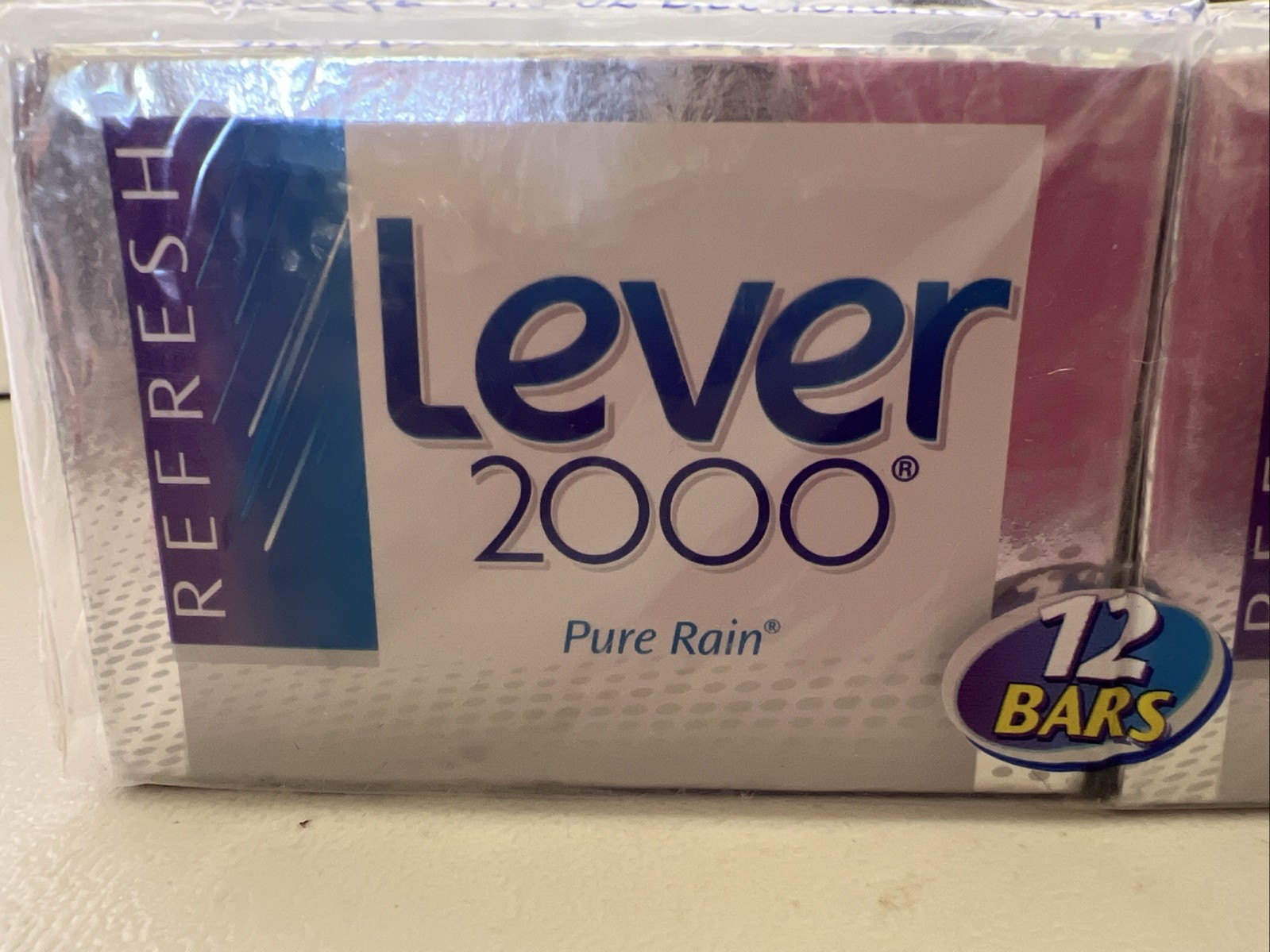 Lever 2000 Refresh Pure Rain 4.5 oz Deodorant Soap Bars- Pack of 12 Sealed