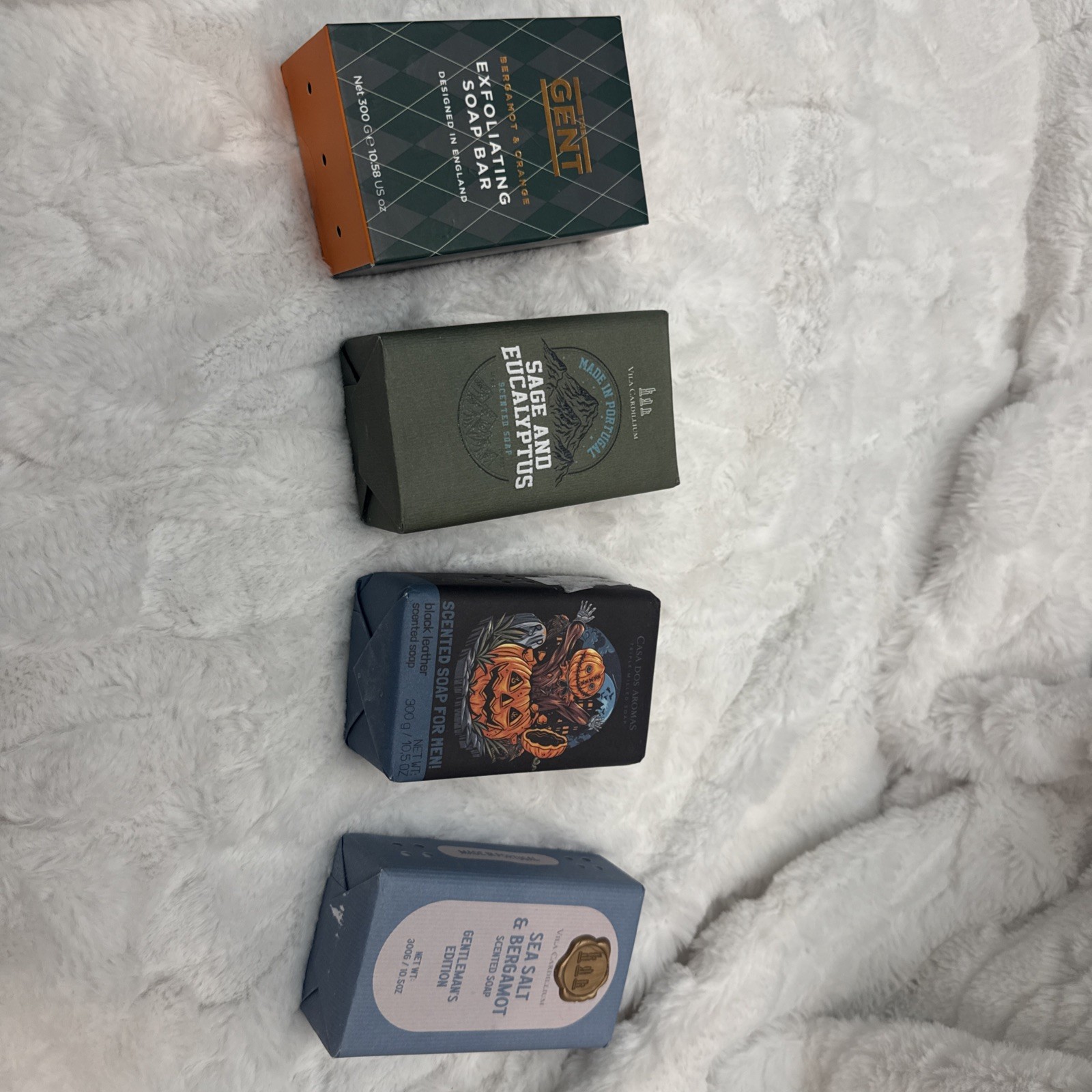 LOT of 4 various SOAP BARS for MEN