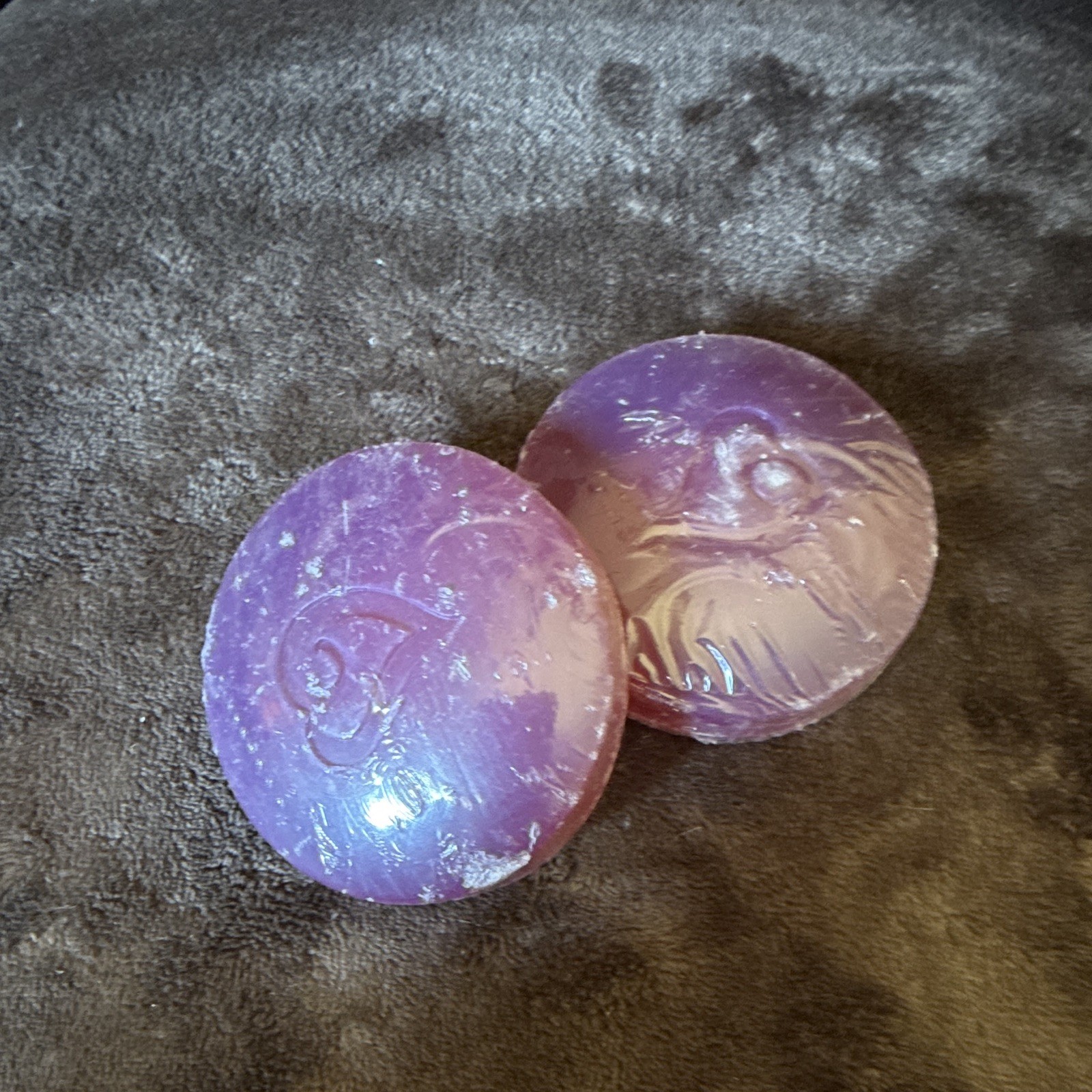 Victoria’s Secret Raspberry Crystalline Soap 3.5 oz Purple Disc Bar Set of 2