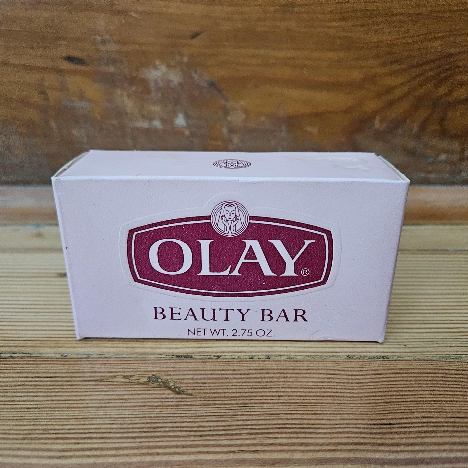 Vintage Oil of Olay Beauty Bar Soap, Pink Box, 2.75 oz, Open Box