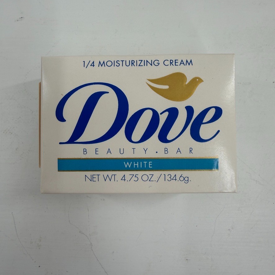 VTG 1996 Dove Beauty Bar Soap Sealed 4.75oz Lever Bros USA New Old Stock Prop Ad