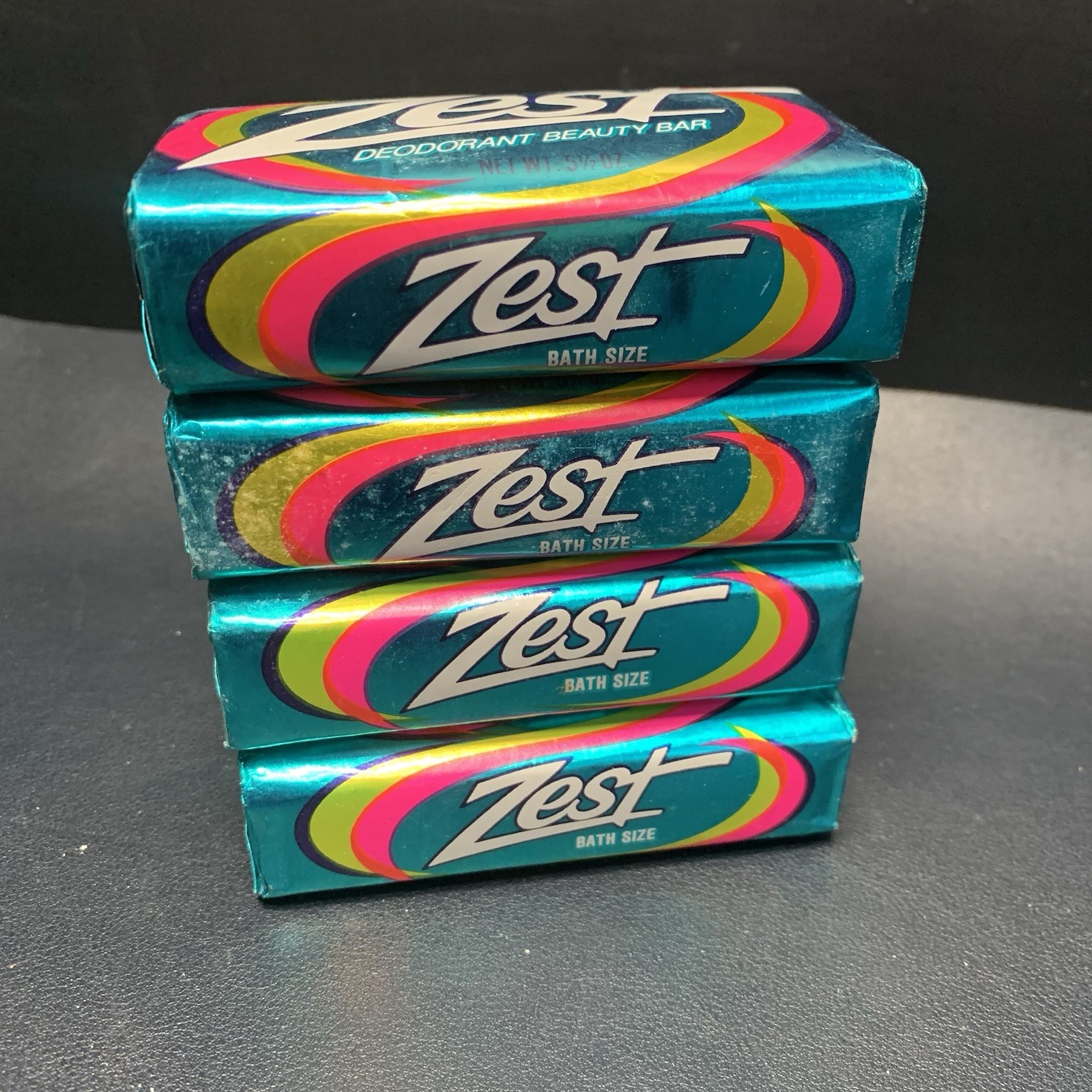 Vintage Zest Deodorant Beauty Bar 5.5 Oz Bath Size 4 Bars 1980s.