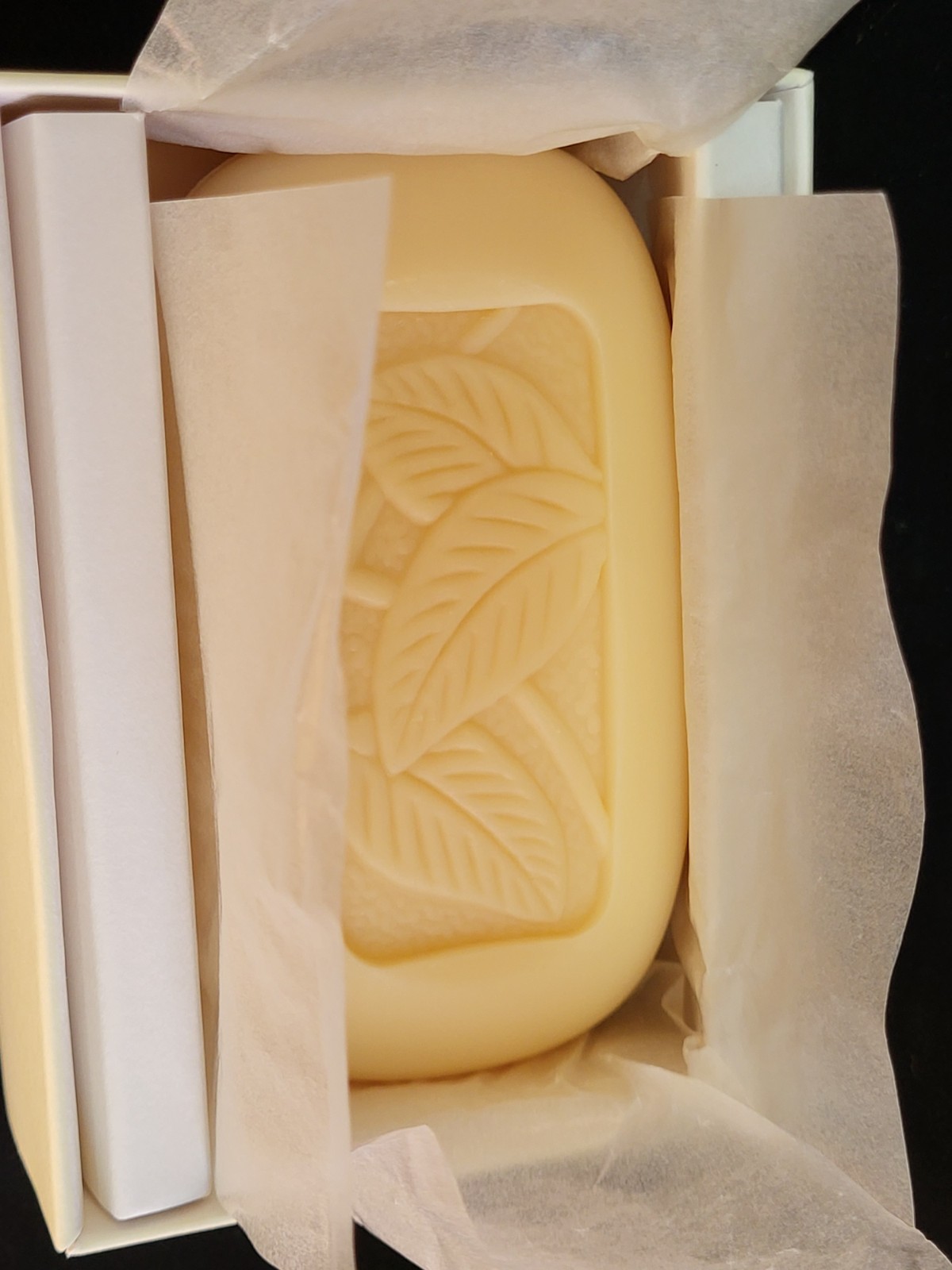 THYMES Goldleaf Perfumed Bar Soap – 7 oz. 200g