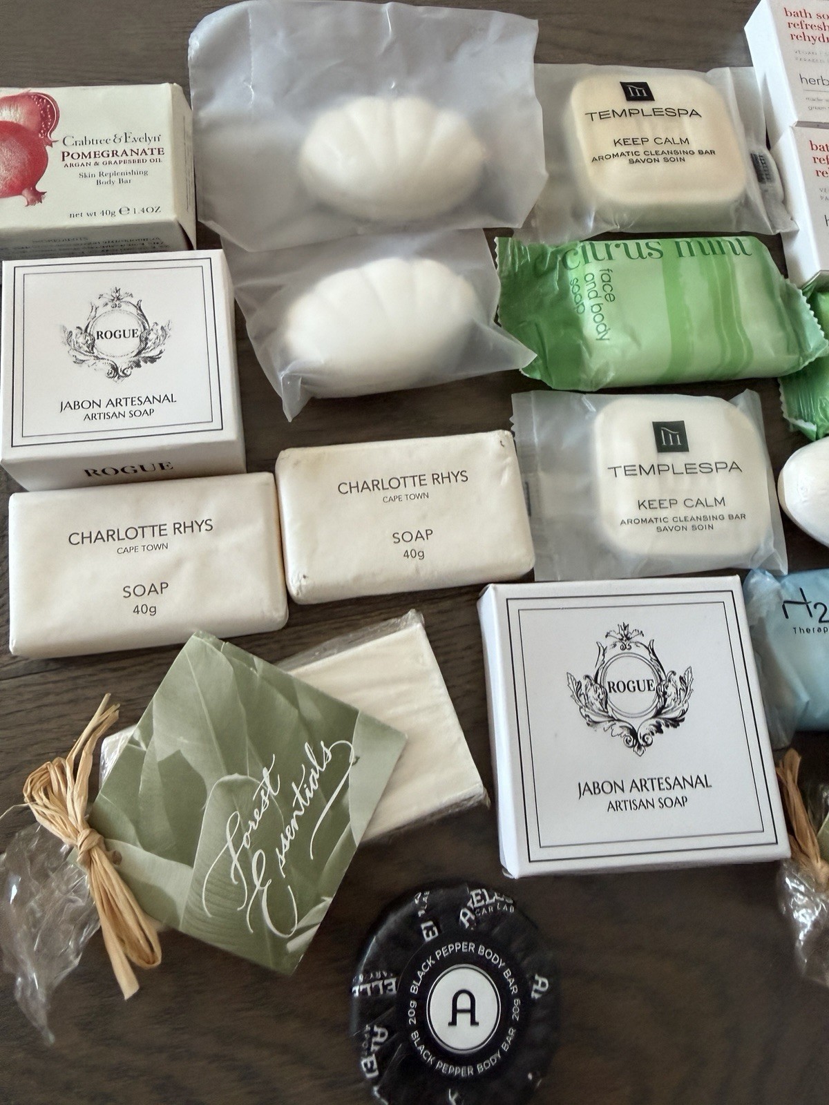 Lot of 18 Luxury Hotel Travel Soaps Mixed Premium Brands Templespa Crabtree