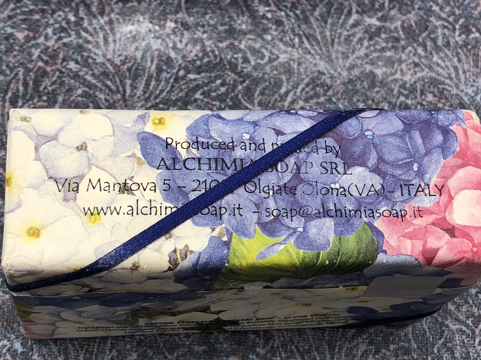 Sapone Vegtale Hydrangea scented Soap 300g/10.6 oz Italy