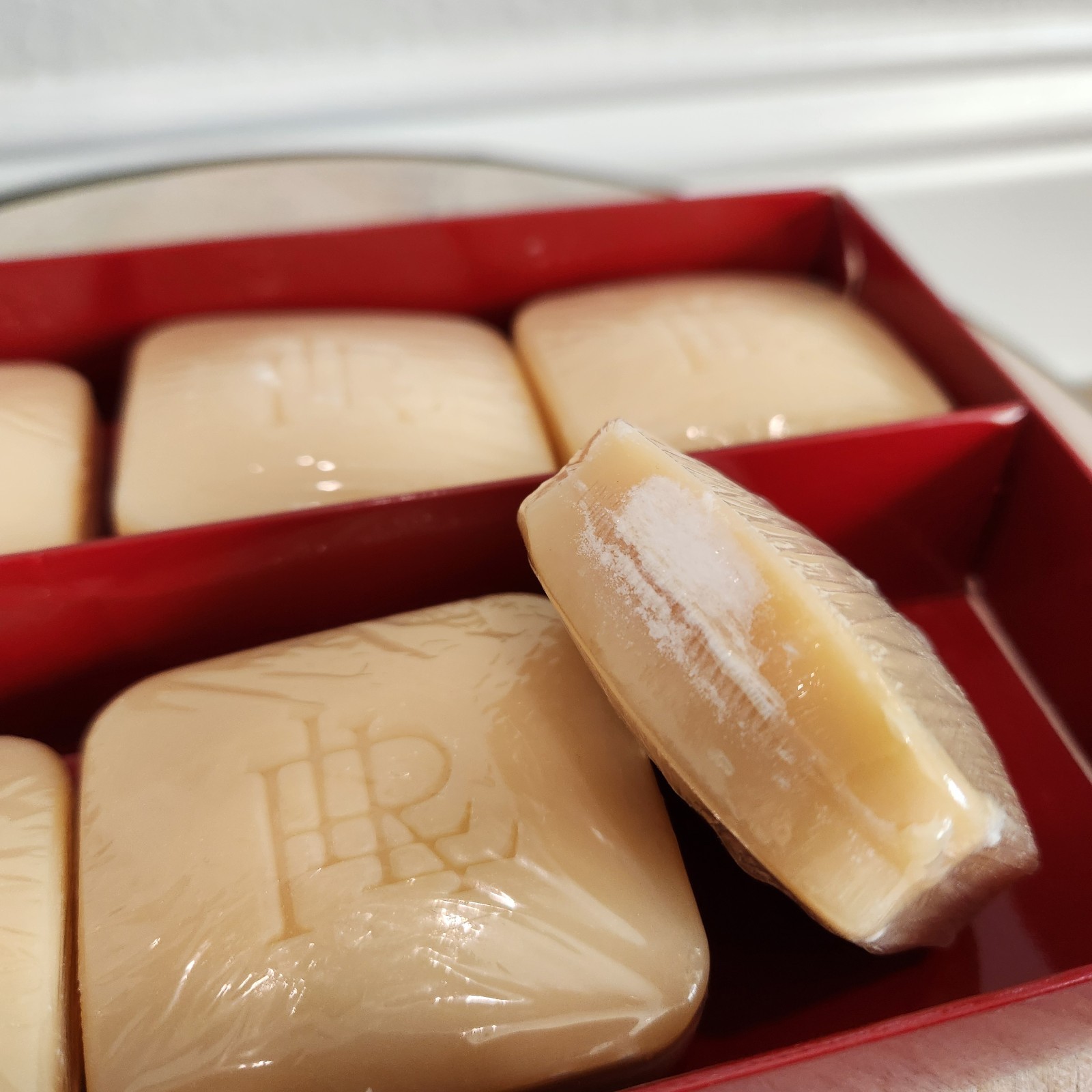 NEW In Gift Box Lauren Ralph Lauren SET OF 6 Holiday Spice Scented Luxury Soaps