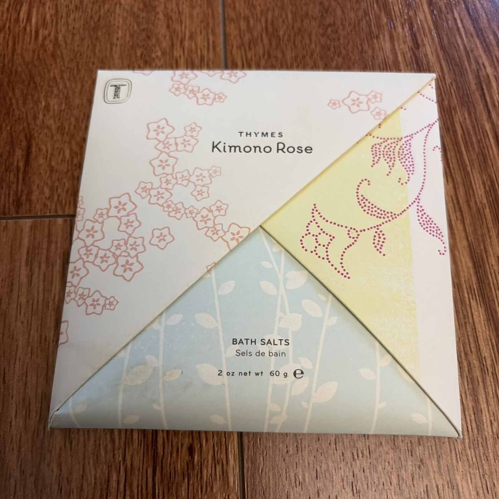 Thymes Bath Salts, 2 oz, Kimono Rose, New with Vitamin E