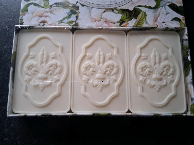 2-Pack Saponificio ~ Gardenia Scented Bar Soap from Italy 6 bars 4.40 oz Each
