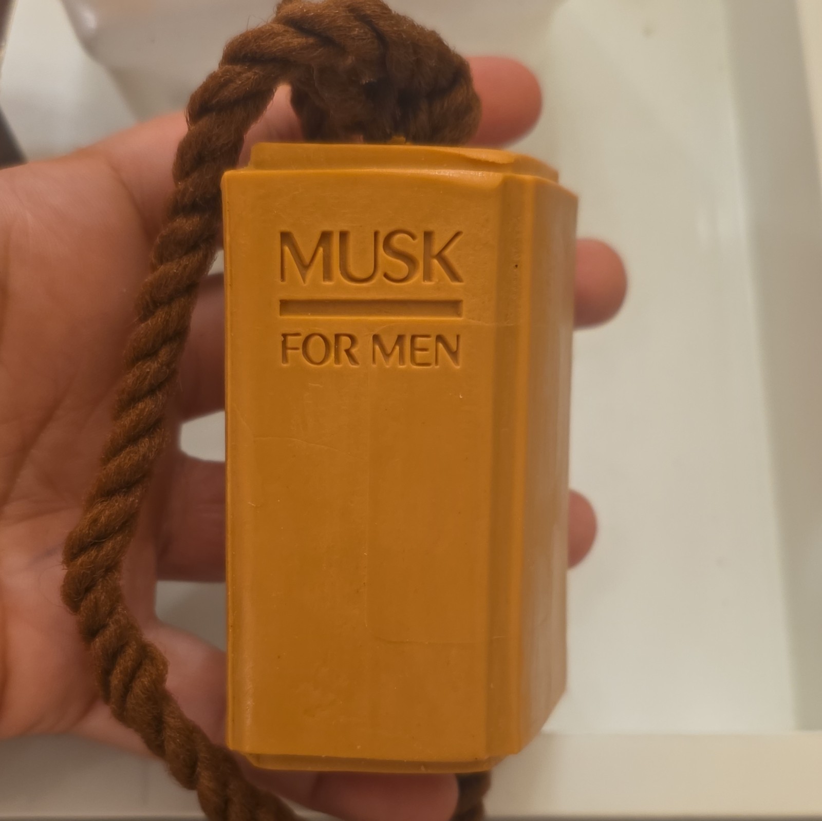 Avon Musk for Men Shower Soap-on-a-Rope 5 oz Rectangular Body Bar