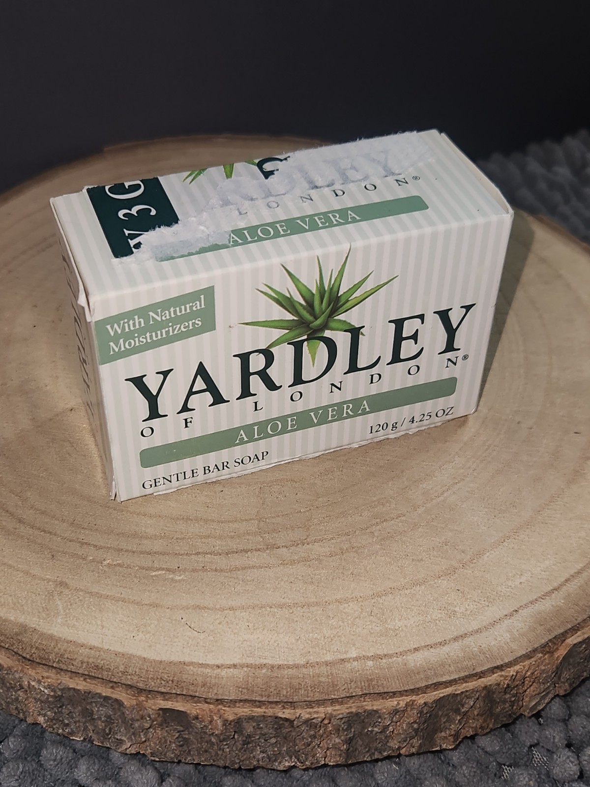 Yardley of London Vintage Aloe Vera 4.25 Oz Bar Soap Moisturizer~Discontinued