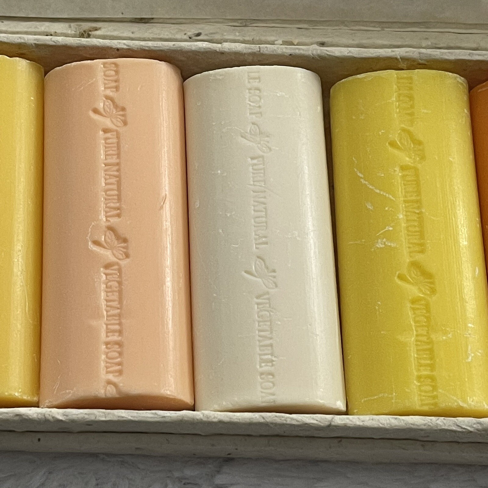 Vegetable Soap Pure Natural 7 Colorful Bars In Quill Box Gift Set