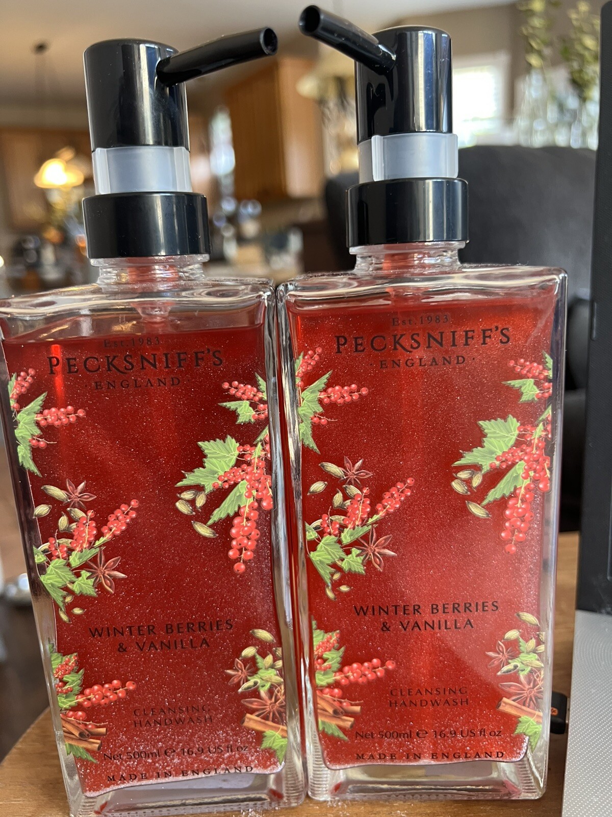 Pecksniffs Cleansing Hand Wash 16.9 oz Winter Berries & Vanilla Glass Bottle Set