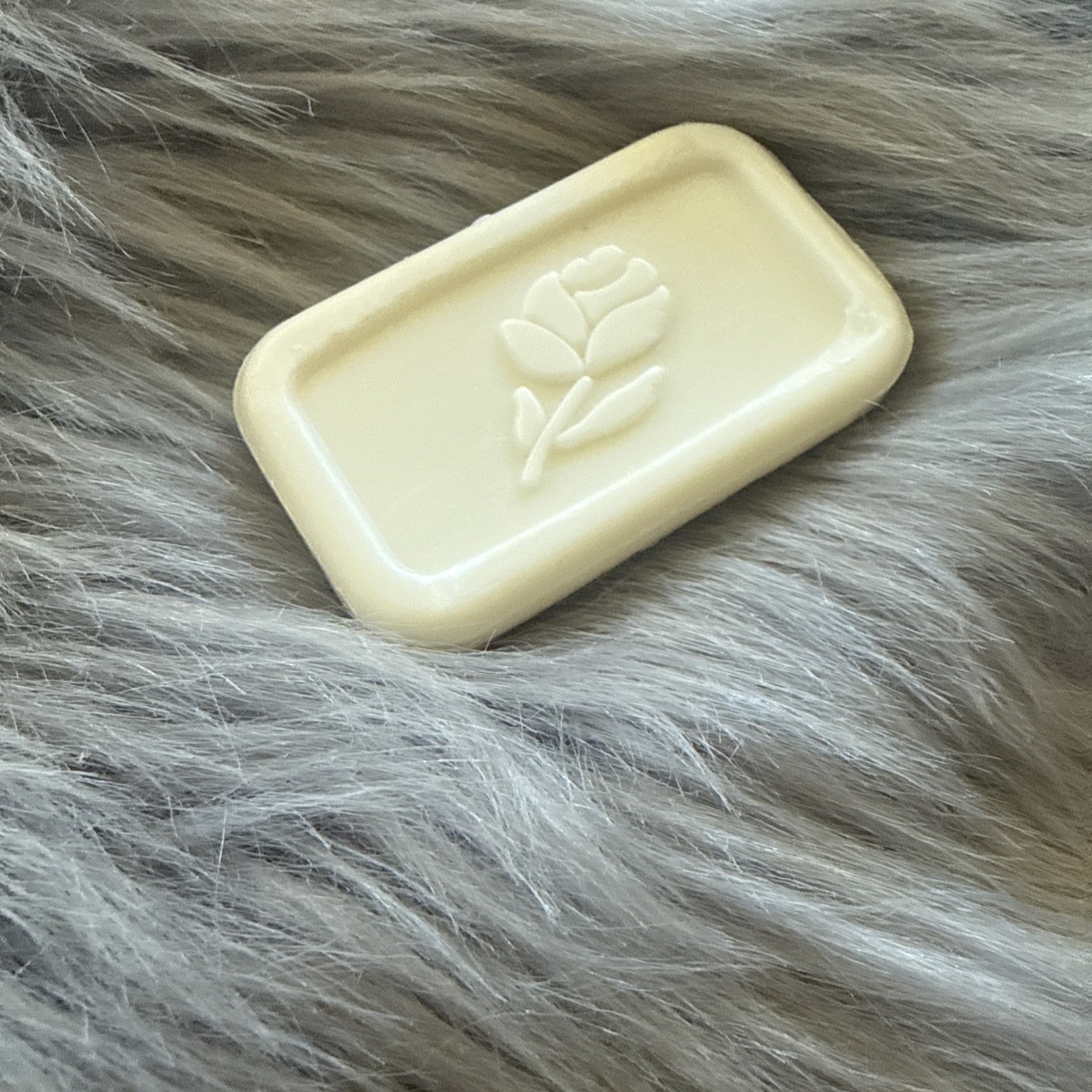 SWEET BOUQUET Soap 40 BARS – NO 1 /2 – Foil Wrapped Hotel Soaps
