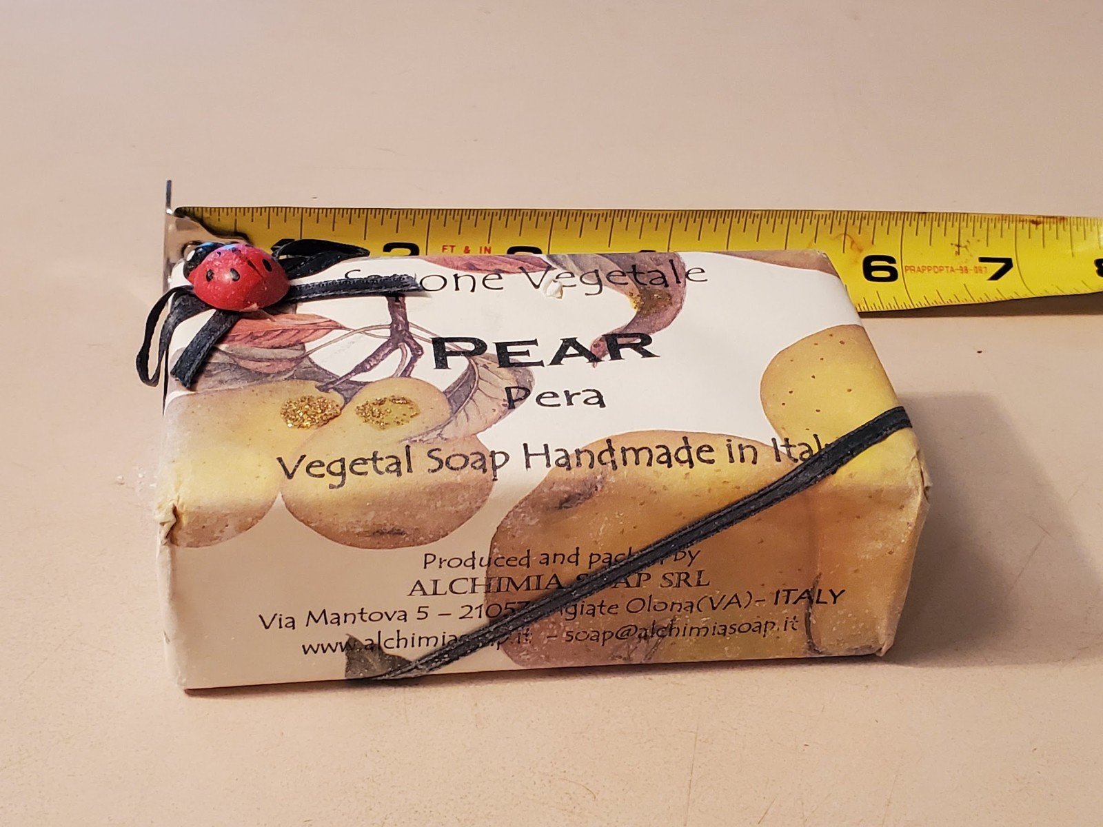SAPONE VEGETALE Pear Soap. One bar 10.6oz Vegetal Soap handmade in Italy. Deluxe
