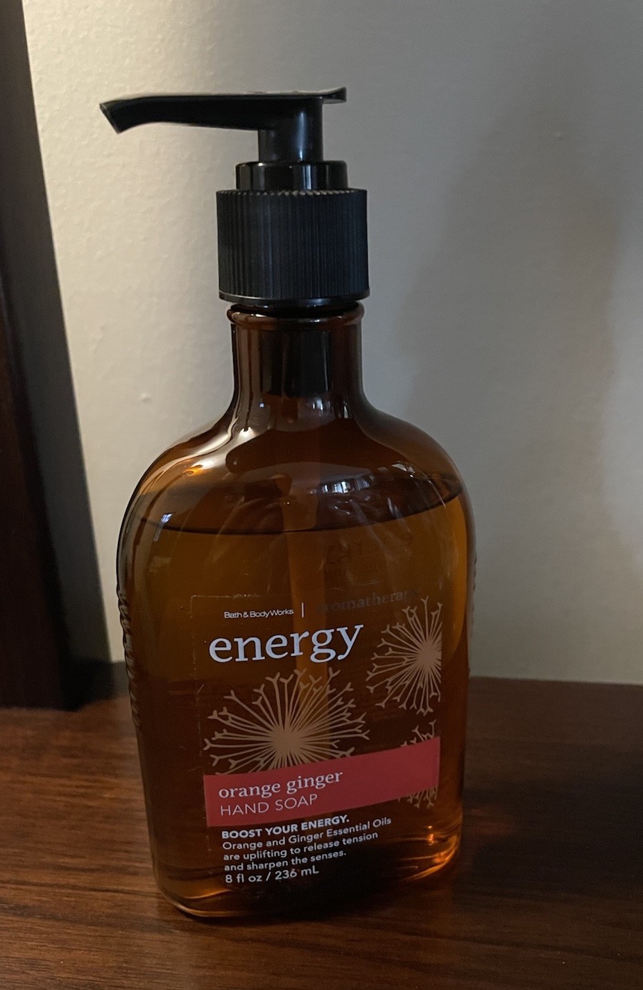 Energy Orange Ginger Hand Soap 8 fl.oz. Aromatherapy Bath & Body Works￼