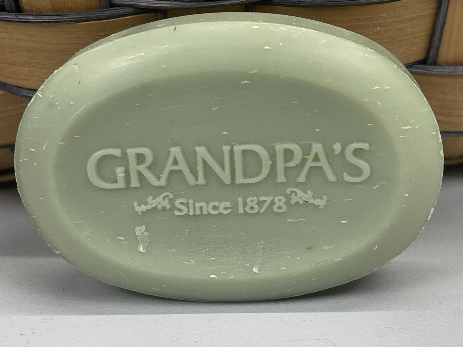 Grandpa’s Soap 3.25 oz.~ Rejuvenating Love-My-Loofah Chlorophyl & Green Tea