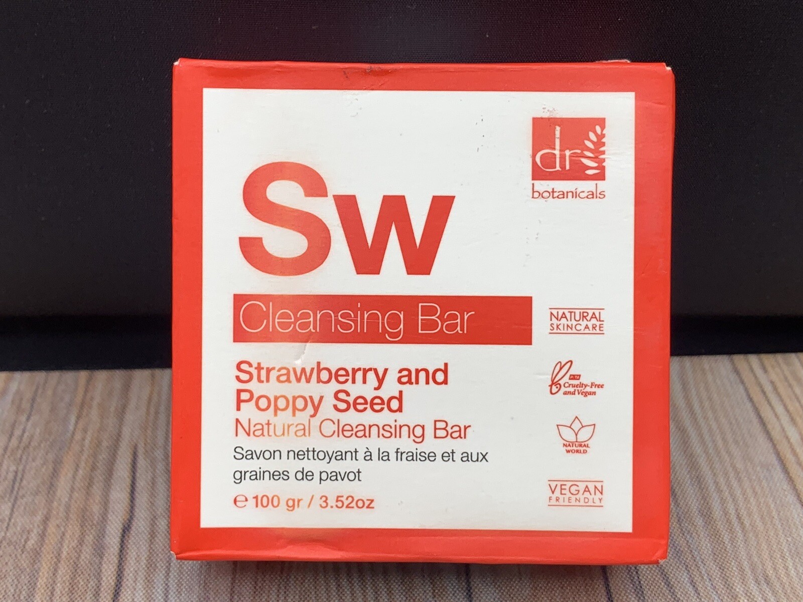 Dr Botanicals SW Strawberry and Poppy Seed Natural Cleansing Bar 3.52 oz. NIB