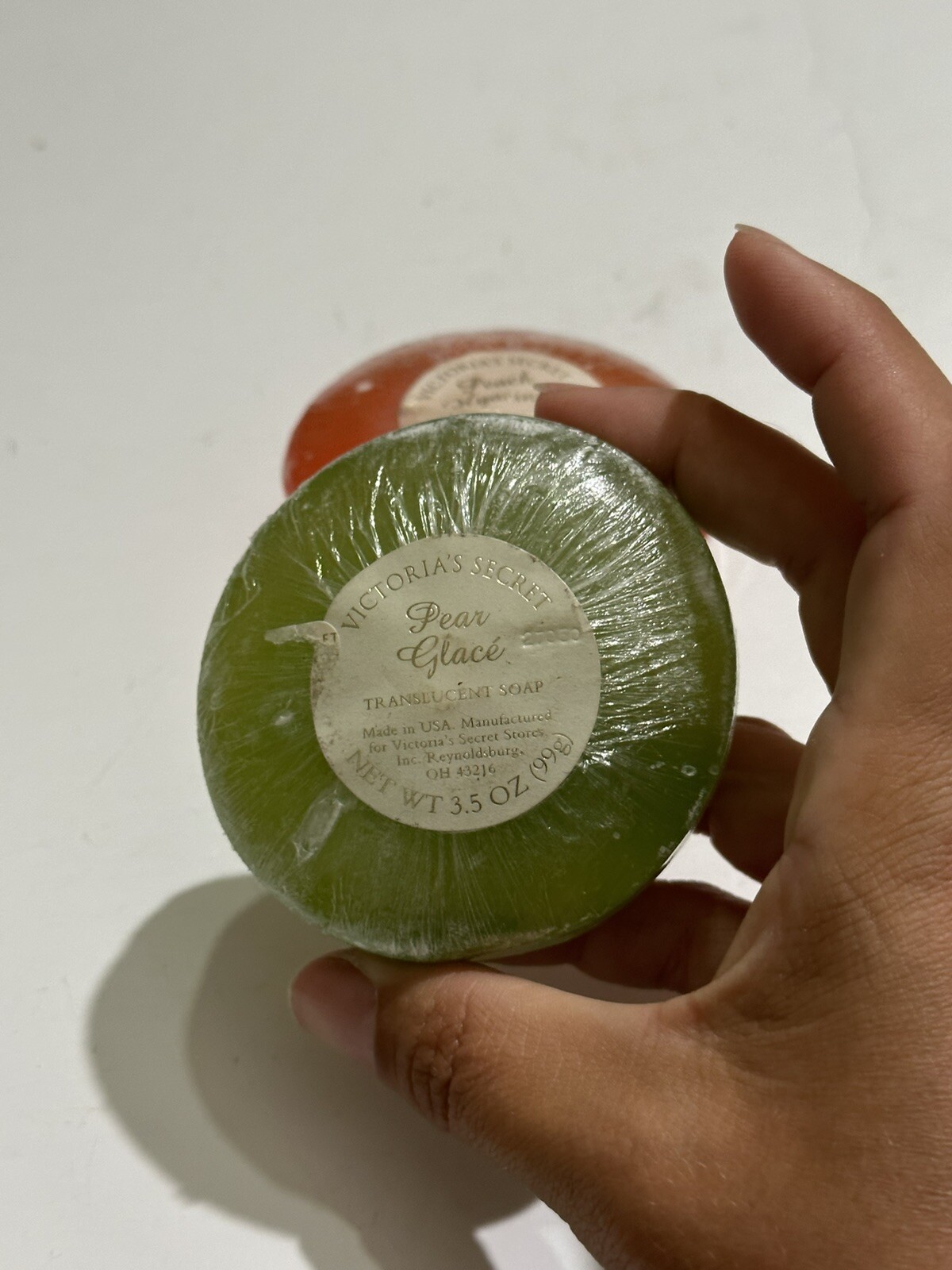 2 Victoria’s Secret Soap Bar pear Glacé Translucent & Peach Hyacinth Crystalline