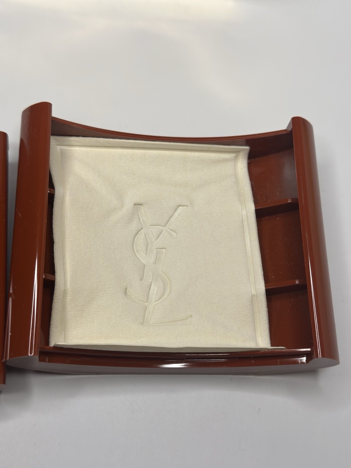 VTG OPIUM Yves Saint Laurent Soap 3.5 oz SEALED In Refillable Case Box