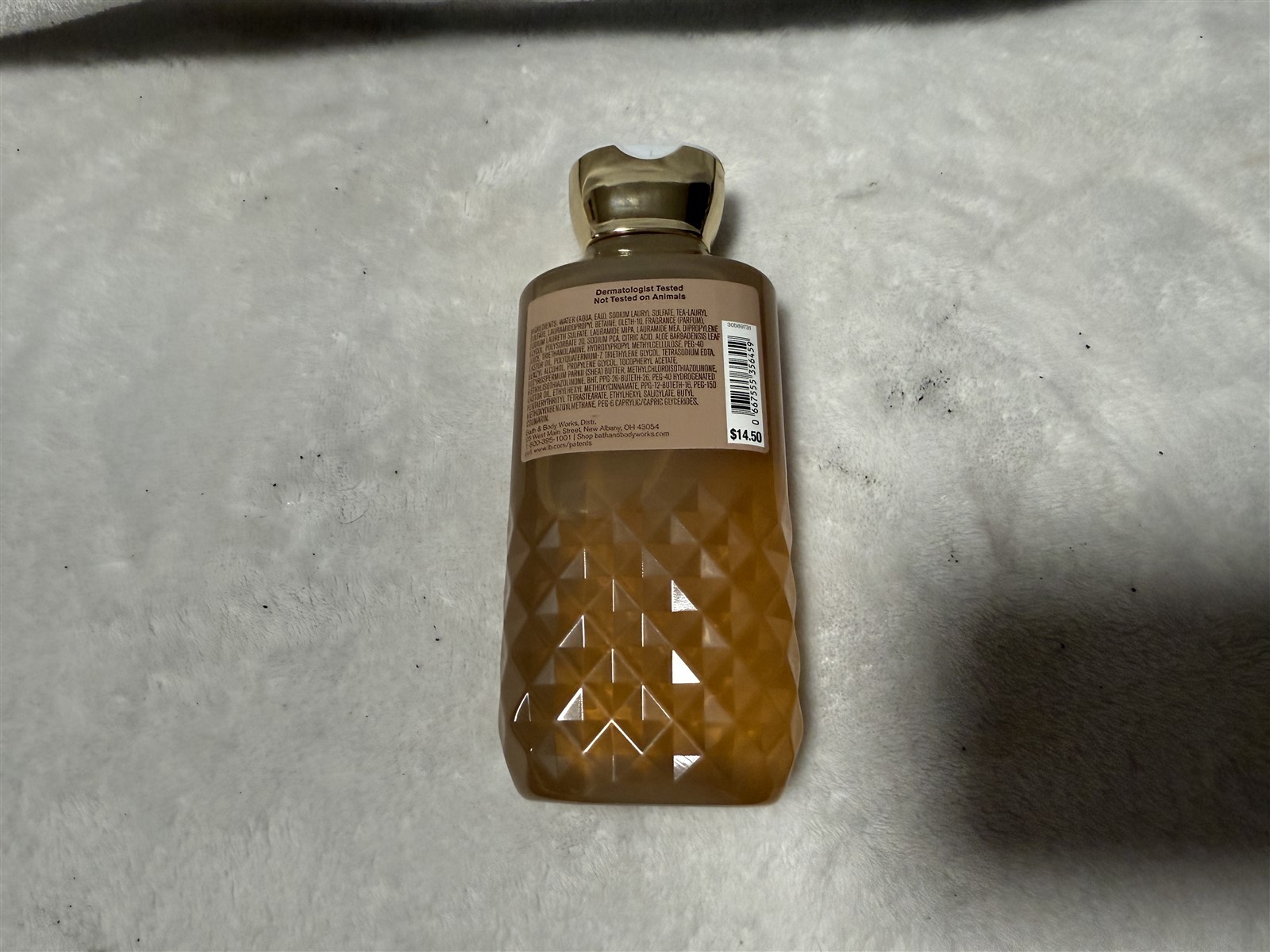 BATH & BODY WORKS SNOWFLAKES & CASHMERE SHOWER GEL 10 FL OZ