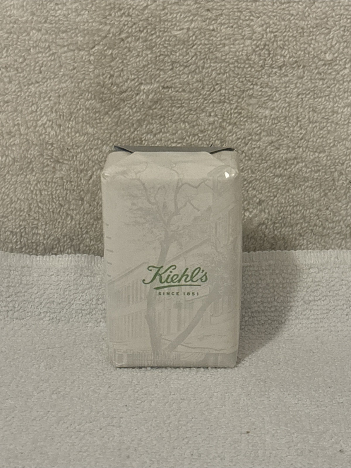 Kiehls ” On Pear Tree Corner” Soap Bar NEW SEALED FREE SHIP