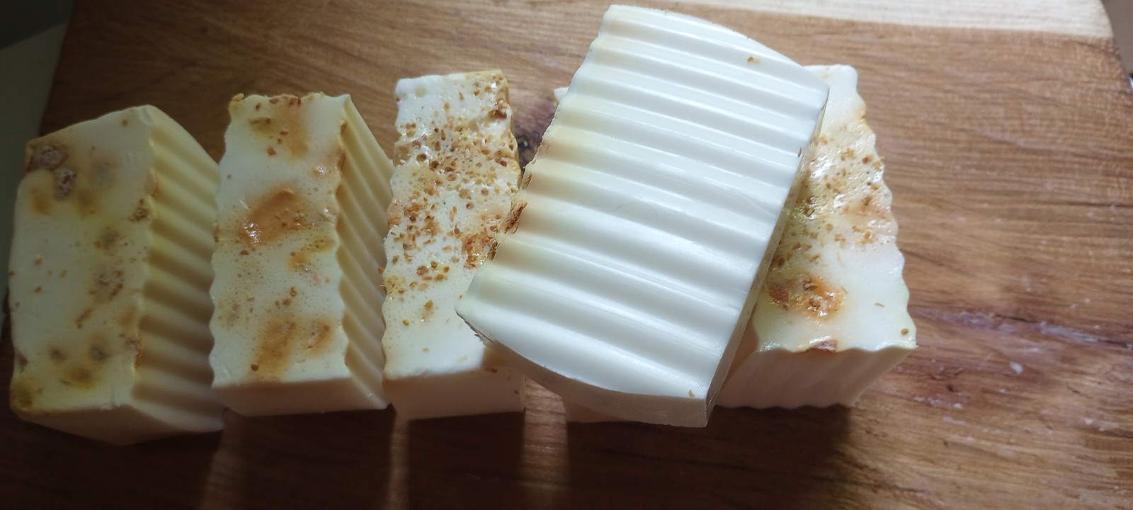SOAP Goat’s Milk Orange Peel With Dry Orange peels Big Bar