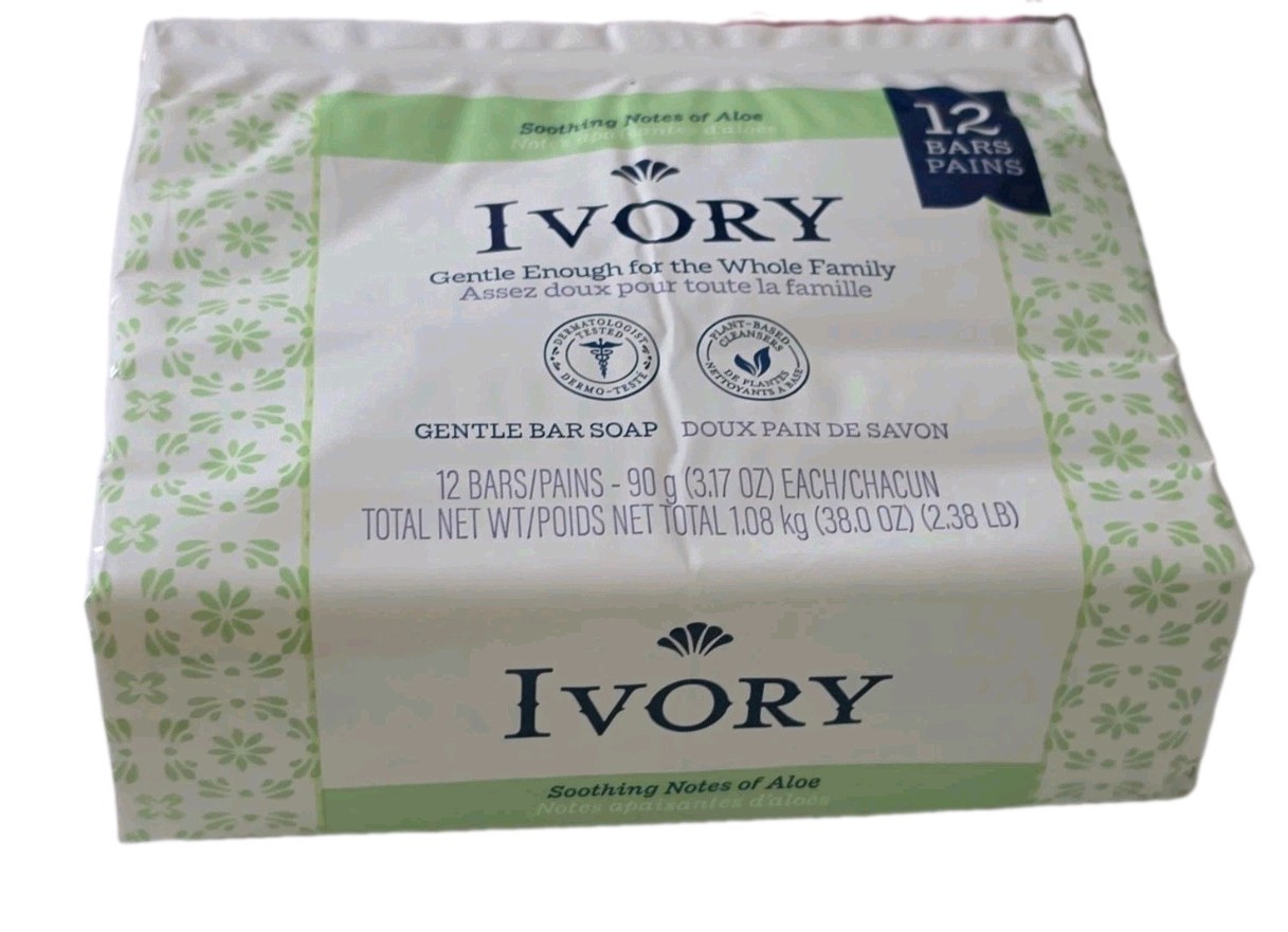 Ivory Soothing Notes of Aloe Gentle Plant-Based Bar Soap 12 Bars 3.17 oz