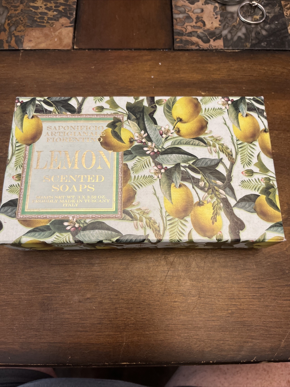 Saponificio Artigianale Fiorentino LEMON SCENTED Soap 3.52 oz X 3 sealed in Box
