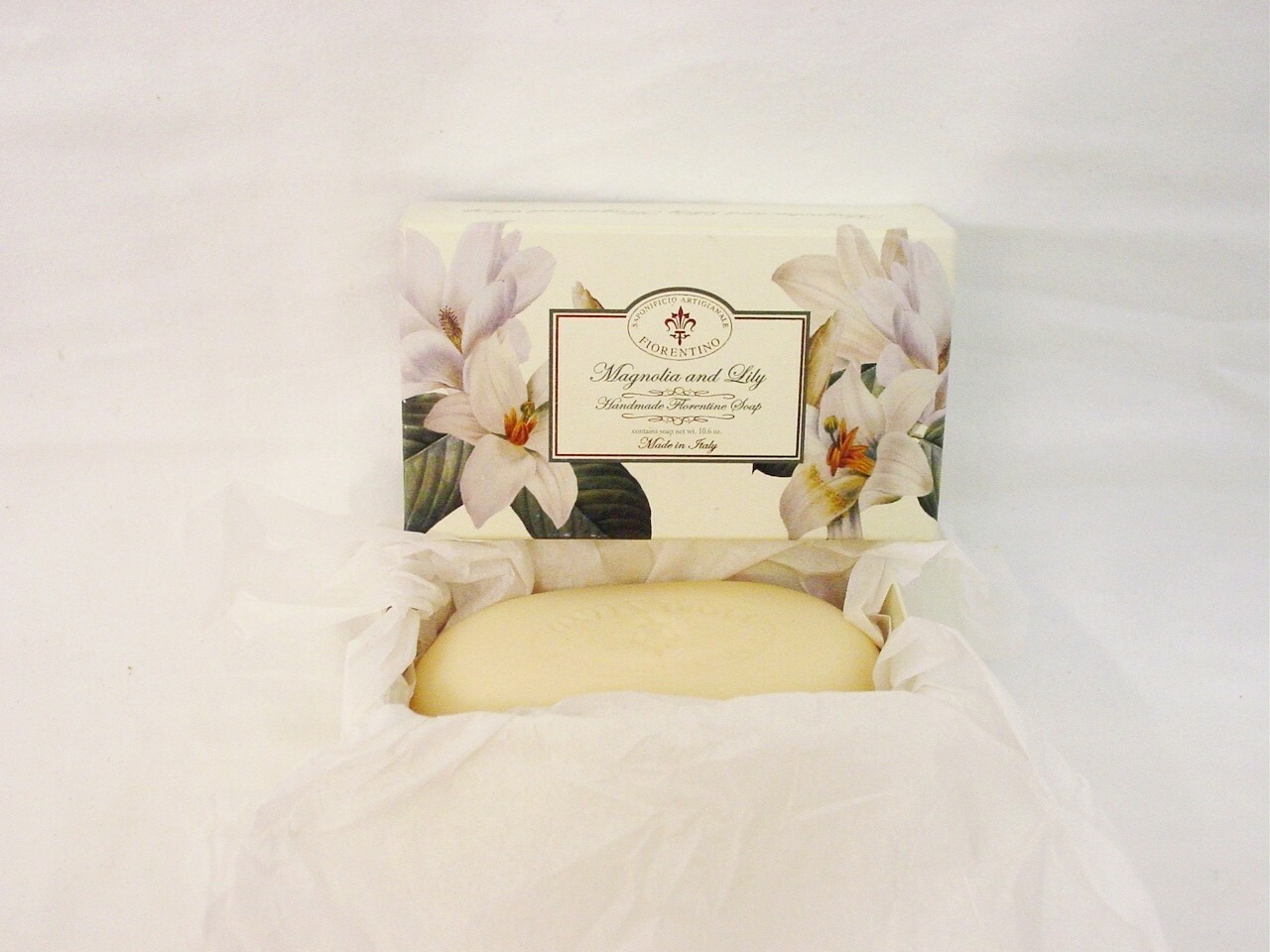 Saponificio Artiganale Magnolia and Lily Soap Handmade Bar 10.6 oz