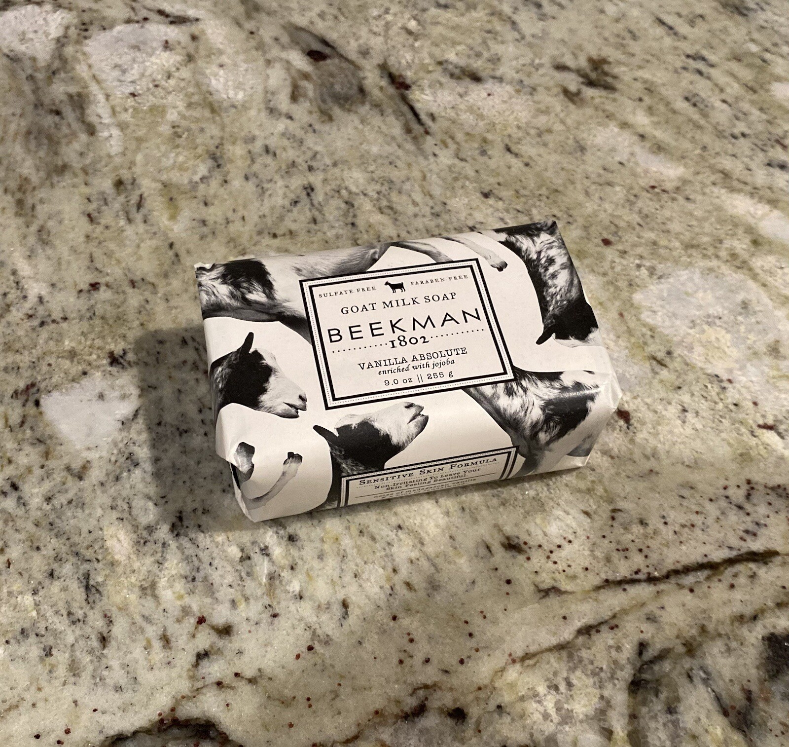 BEEKMAN 1802 Goat Milk Soap – Vanilla Absolute w/ Jojoba 9 Oz / 255 g