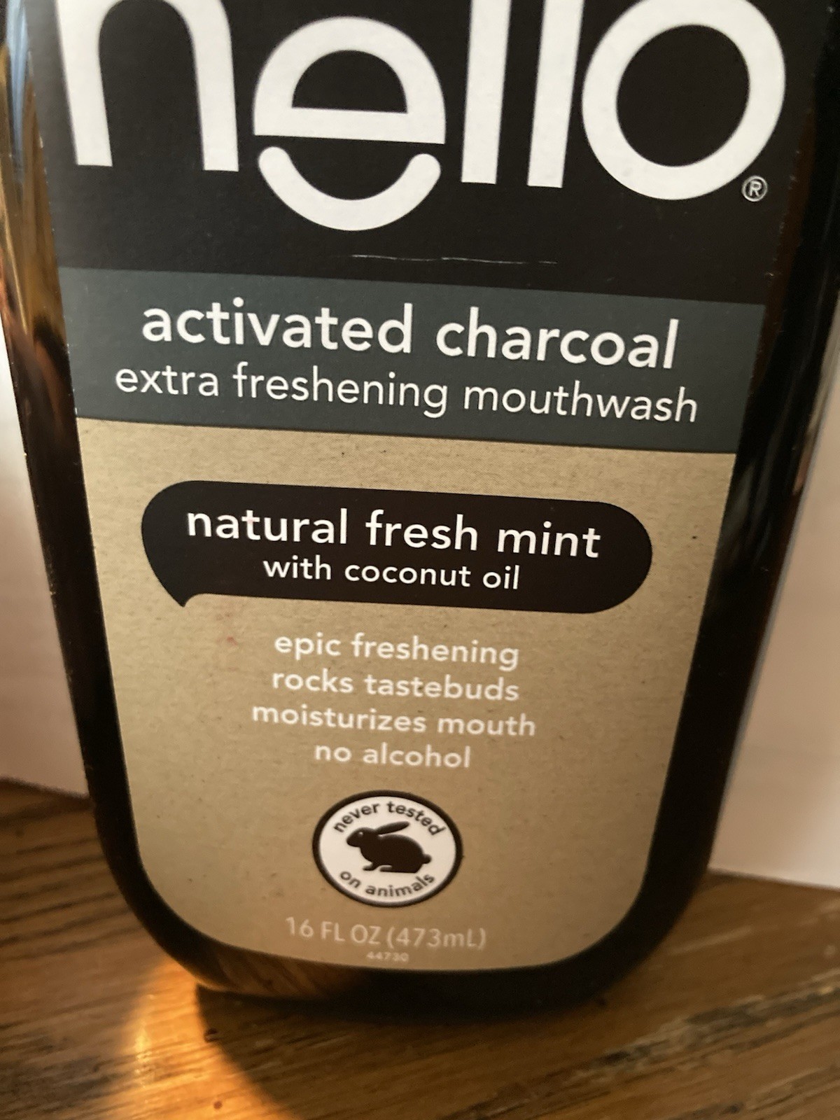 *Cellophaned Shut* Activated Charcoal Fresh Mint Mouthwash 16 Oz